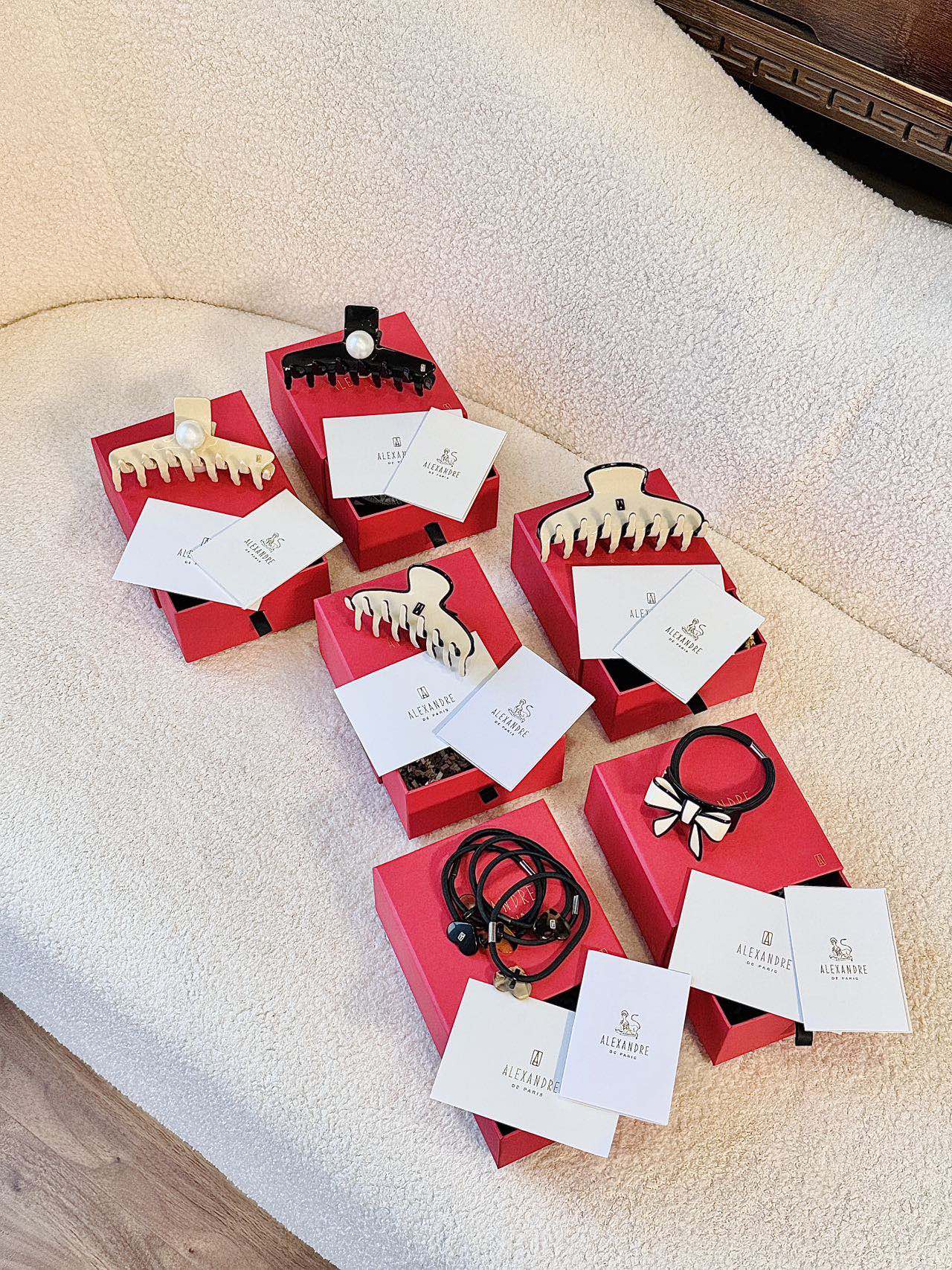 Alexandre de Paris hair accessory collection featuring hair claw clips a - Comprehensive