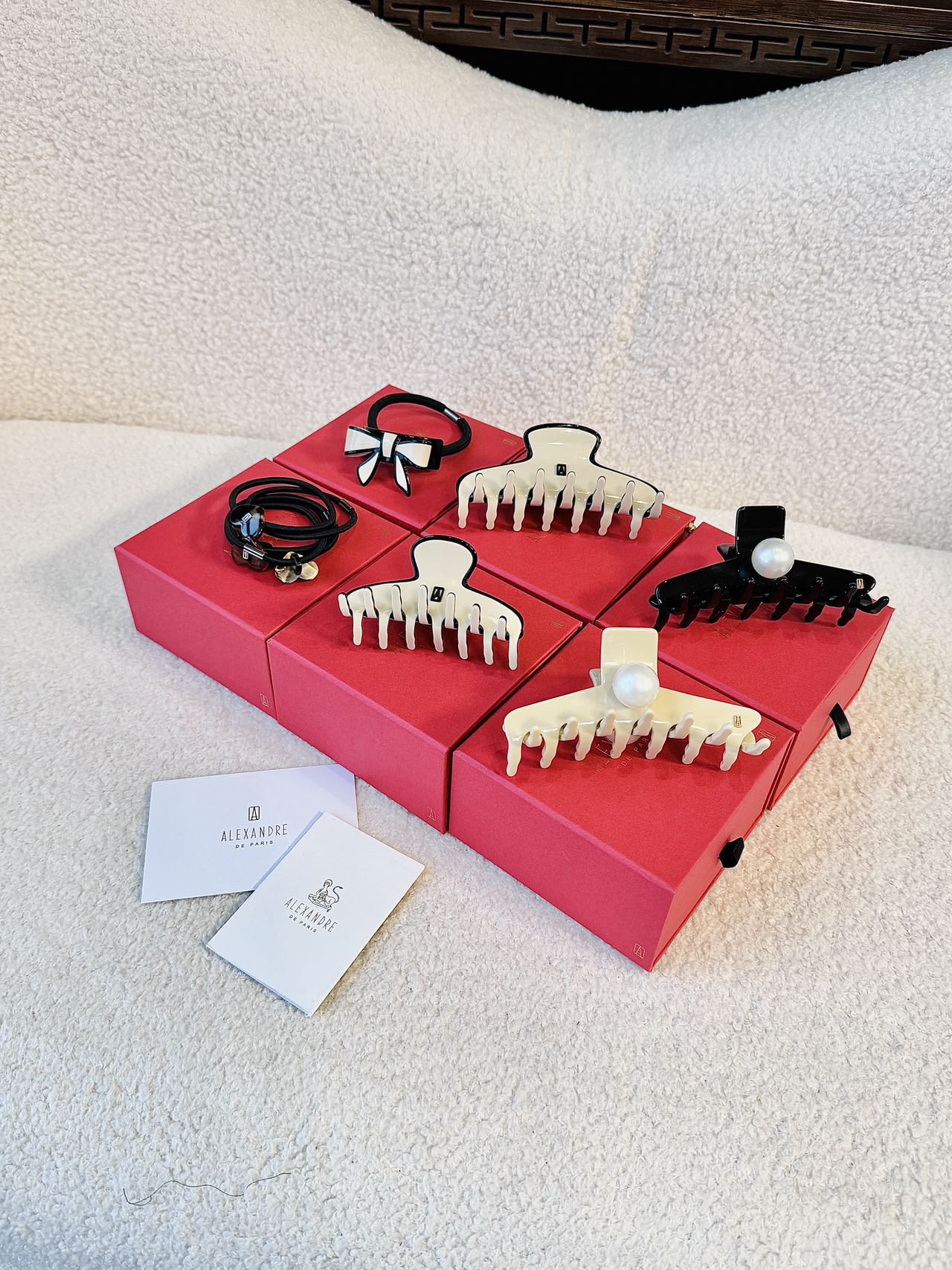 Alexandre de Paris hair accessory collection featuring hair claw clips a - Comprehensive 3