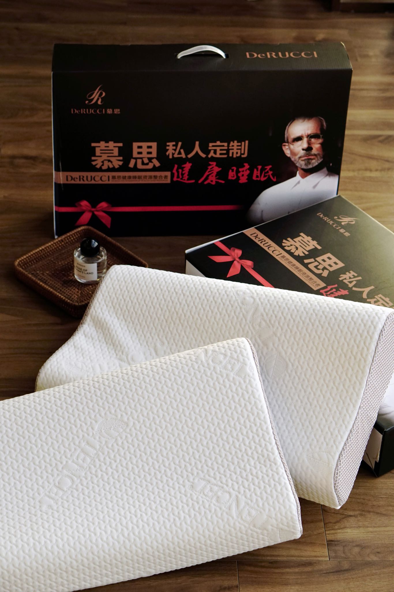 新型记忆棉它属于慢回弹,睡眠时对脖颈的支撑性比乳胶枕更好 3