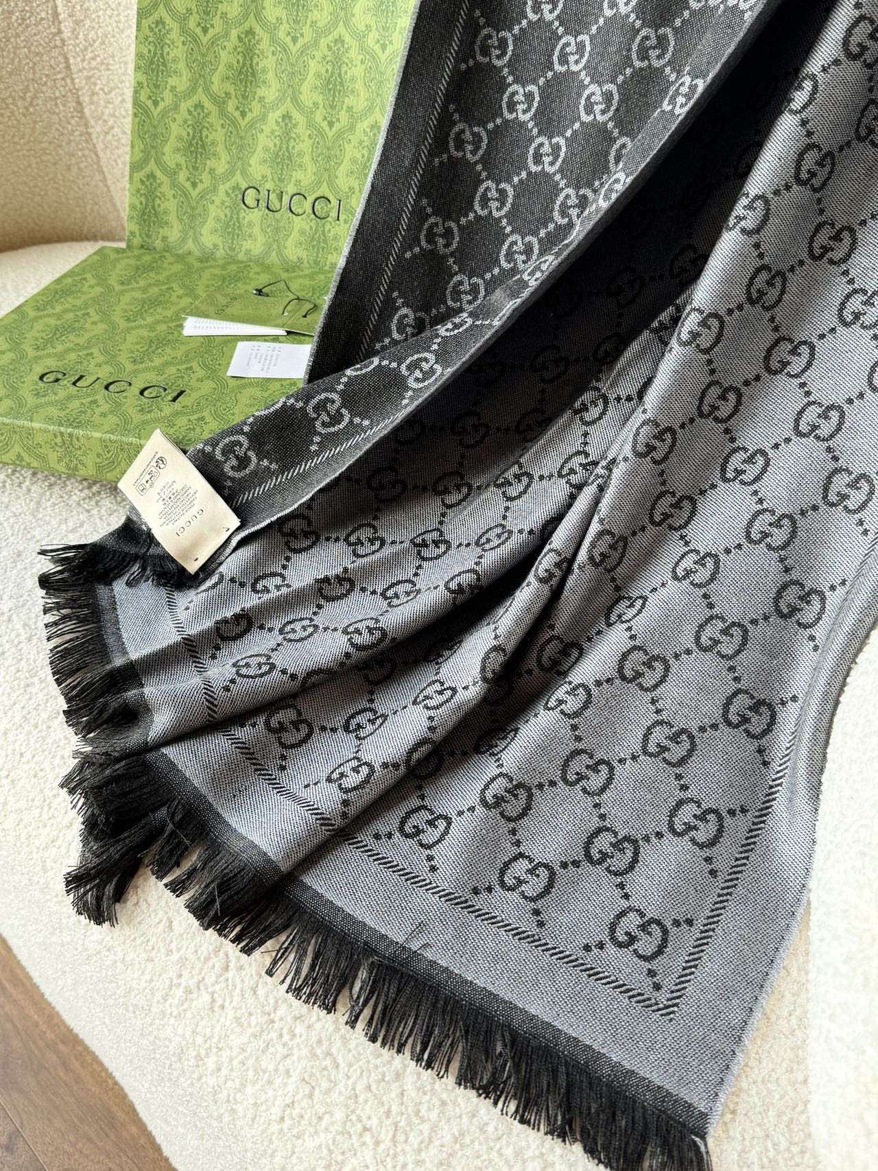 When choosing a classic shawl - Comprehensive 4