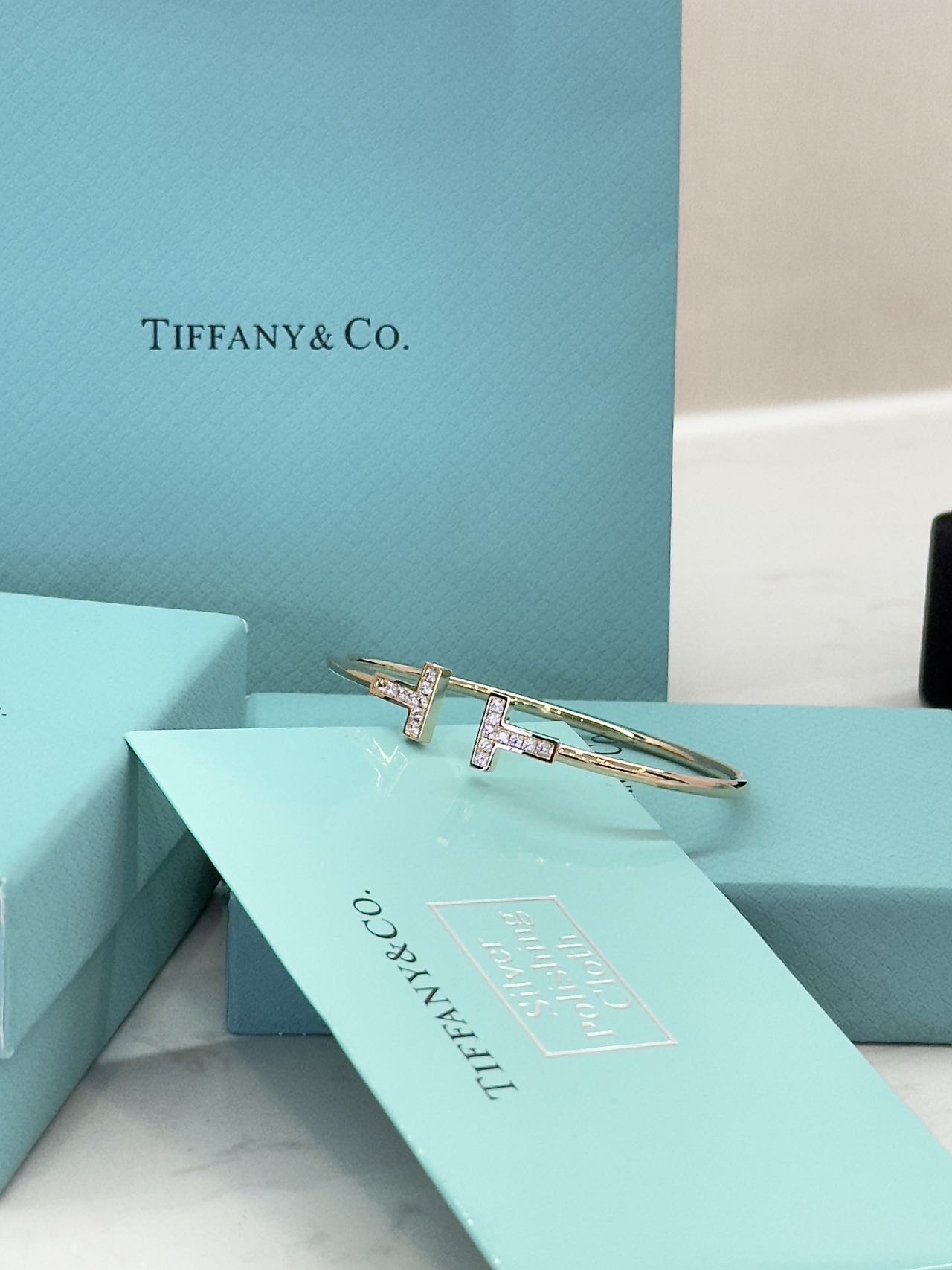 Tiffany T Diamond Wire Open Bracelet - Comprehensive 4