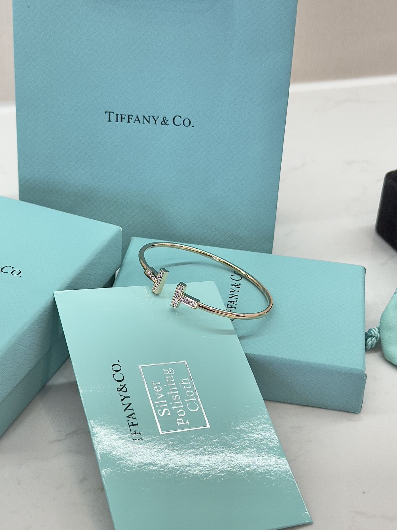 Tiffany T Diamond Wire Open Bracelet - Comprehensive 3