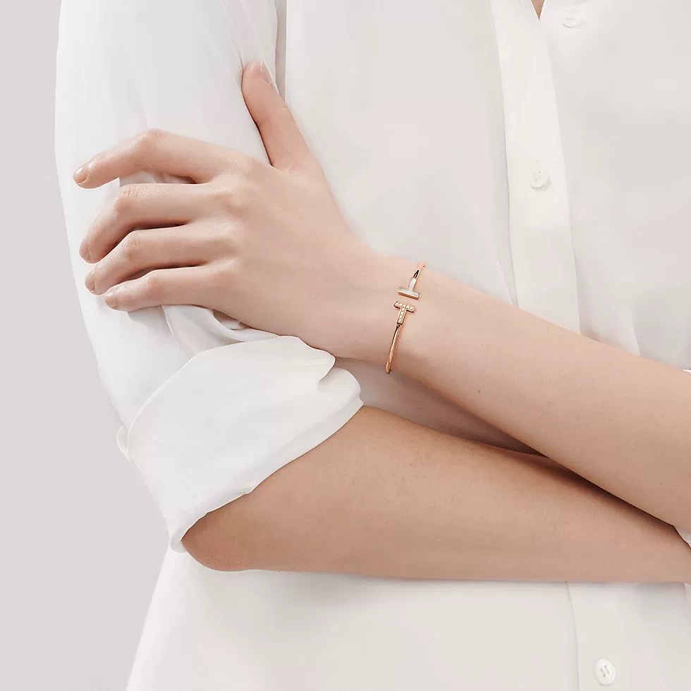 Added a classic, enduring Tiffany & Co - Comprehensive 7