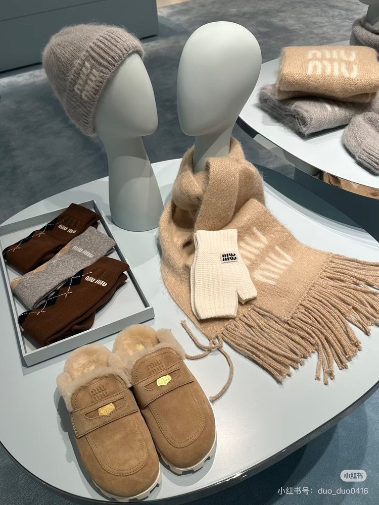 Luxury luxury scarf