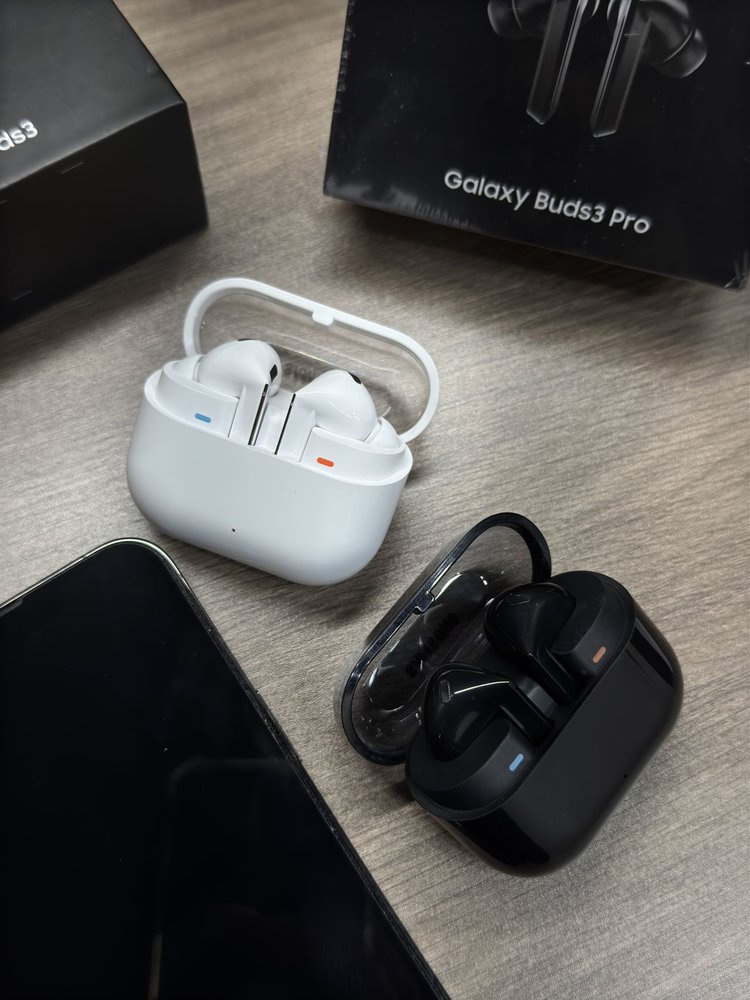 Engineered for exceptional comfort and refined sound quality, these head - Comprehensive 2