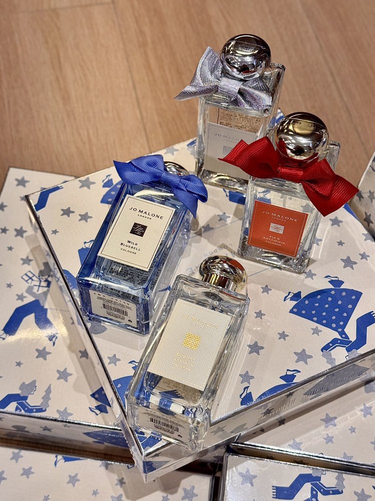 The winter new skin of this set is really beautiful, who knows! The bott - Comprehensive 9
