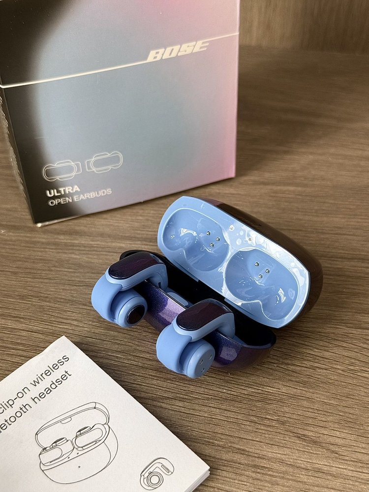 炫光石墨蓝
真的超难选
这两个颜色都是科技感
未来感十足的那种产品！！