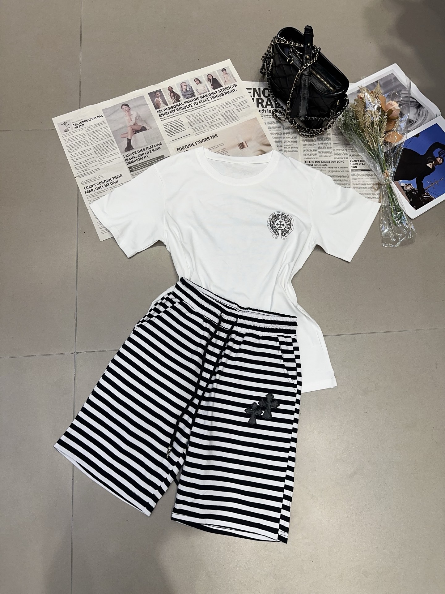 High-end Women’s Outfit: Oceanic Croissants Suit with Luxurious Packaging - 图片 9