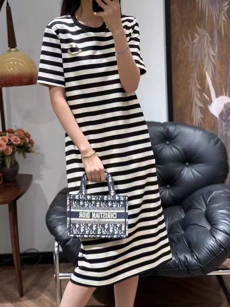 Acne Studios Women’s Clothing: High-End Quality with Latest Color-Point Fabric - 图片 2