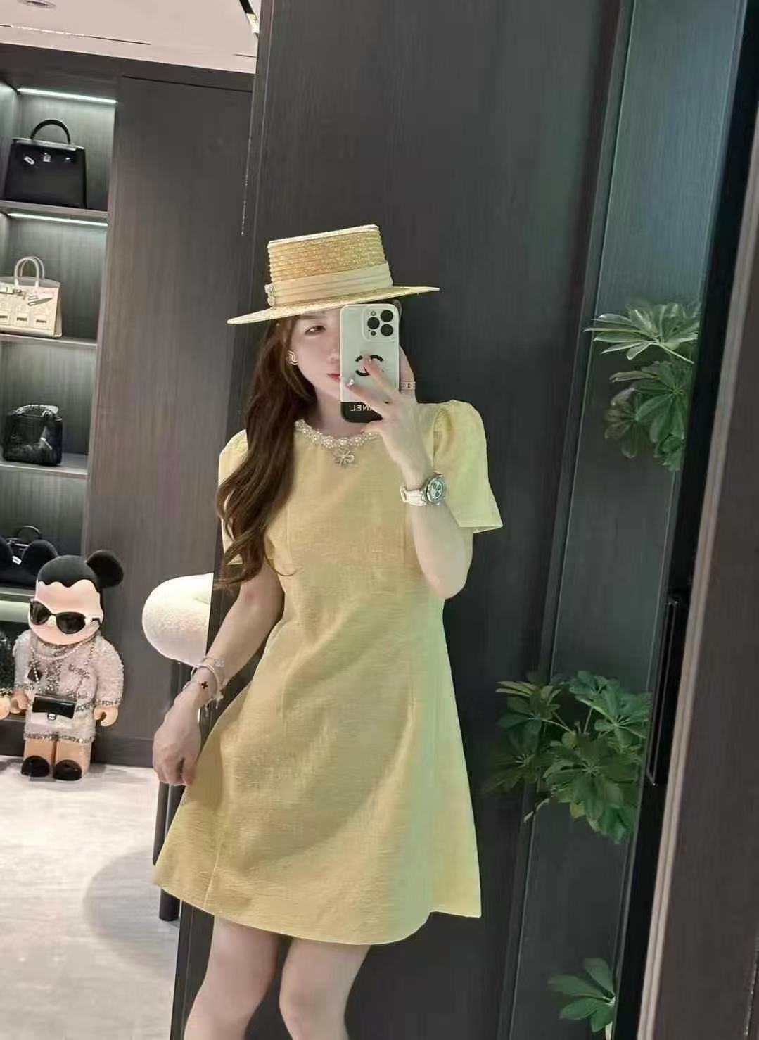 Elegant French Style Pearl Collar Dress - Chic and Sophisticated 4 i1746443168853 3898 0 4