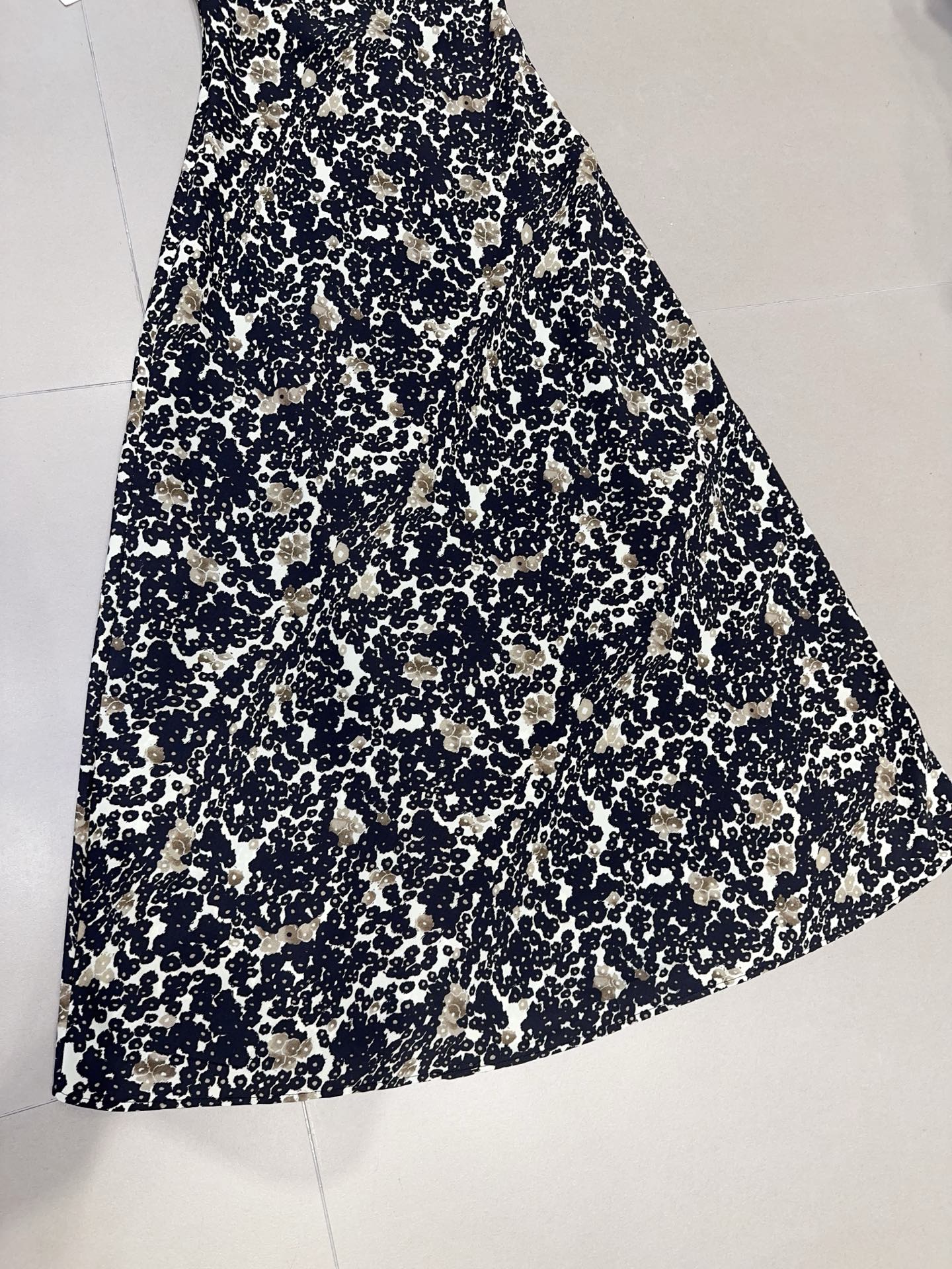 High-end Female Clothes: Marni Quality with Unique French Ink Twist - 图片 9