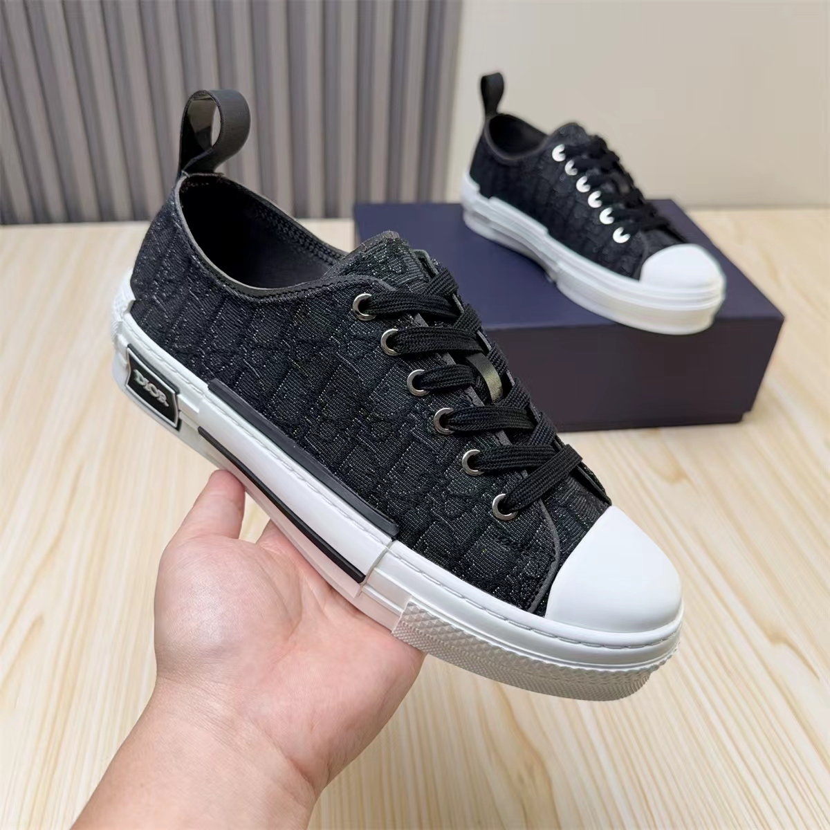 NO:778100,Brand Dior Standard code 38-44 (45 46 customized) Grade official website quality Material official synchronization material Comfortable and breathable lining Lightweight, soft and wear-resistant outsole, dior19860909品牌 迪奥 标准码38-44（45 46定制） 等级官网品质 材料官方同步材质 舒适透气内里 轻便柔软耐磨大底,,dior,Men's shoes