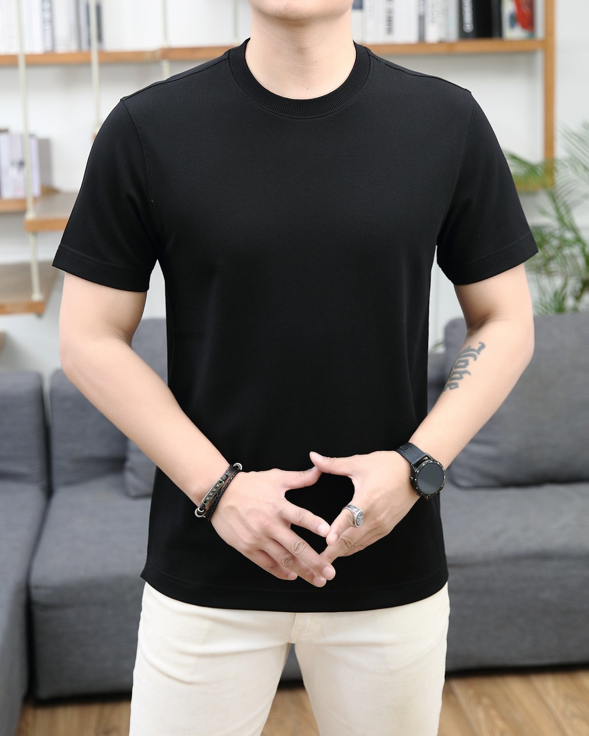 NO:127132,2025 new model is available in stock~ Code number 48.50.52.54.56 —————————————————————— Natural cotton is soft, healthy, environmentally friendly, antibacterial and mites, comfortable and soft fabric, bright color, moisture absorption and sweating, hot weather can keep the skin dry at any time, non-stick, wear without any restraint, summer essential items, alexander wang198609092025新款 现货供应中～码数48.50.52.54.56 ——————————————— 天然棉柔～健康环保抗菌防螨～面料舒适柔软～色泽鲜艳～吸湿排汗～炎热的天气也能随时保持肌肤干爽～不粘腻～穿着毫无束缚～夏季必备单品,,alexander wang,Men's clothing