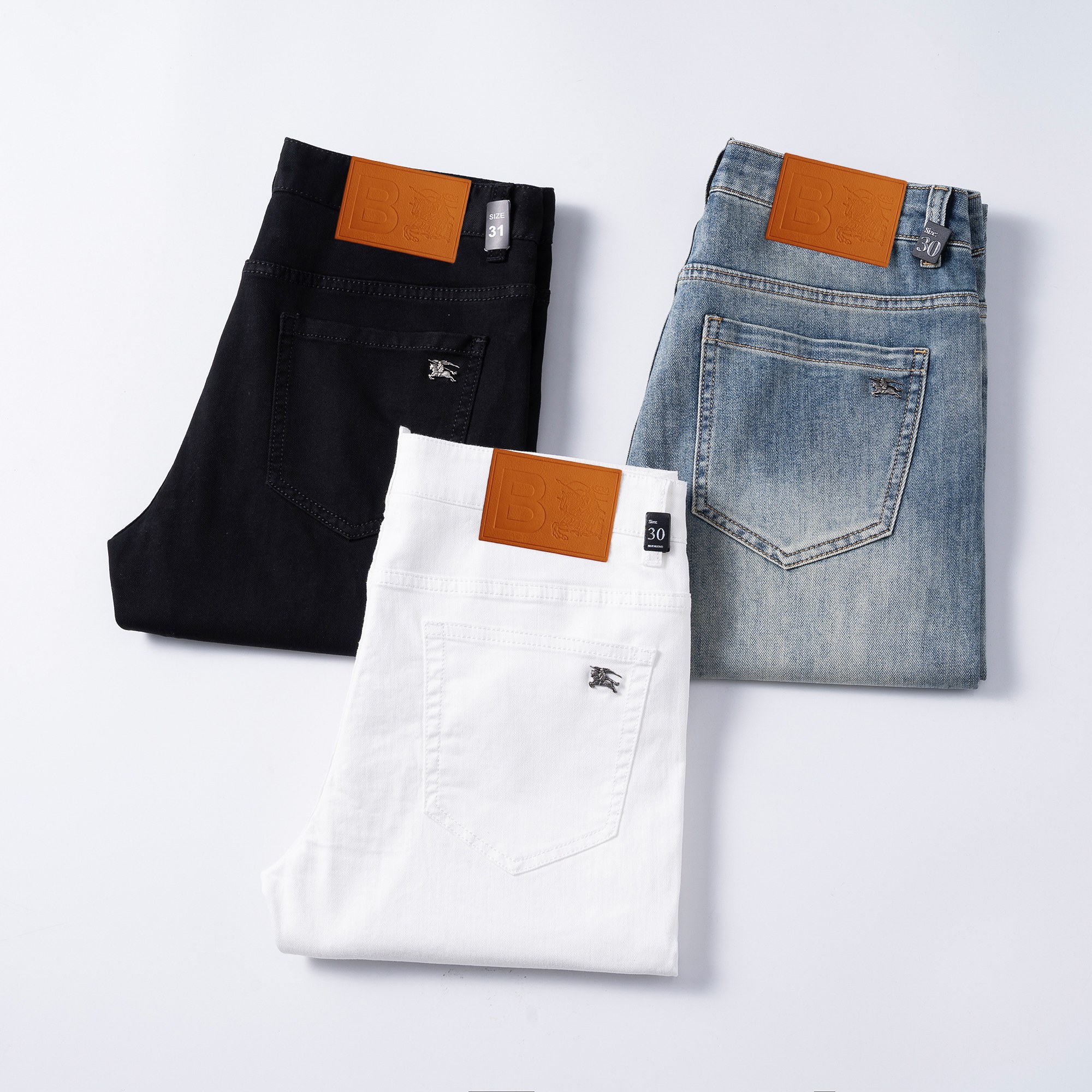 NO:146587,Burberry men's jeans original original cloth original wash water!  Imported original washing elastic fabrics, complex handicrafts superimposed, any washing step will become a completely different color effect after a few more seconds, so it is more precious, especially long-lasting and odor-resistant... Use the best tannin elastic texture, genuine leather leather cards, high-quality metal accessories... to create a unique and original jeans style!  Original hardware accessories, super positive style, comfortable and breathable, extremely high grade, counter quality, and handsome upper body. Number of codes 29-38, burberry, jeans, alexander wang19860909巴宝莉 男士牛仔裤原厂原布原洗水！进口原版水洗弹力面料,复杂的手工艺叠加,任何一个洗水环节多停留几秒都会变成完全不一样的颜色效果,所以越加珍贵,特别持久、耐味…… 选用上乘的丹宁弹力质感,真皮皮牌、高定的金属辅料……打造出独特及原创的牛仔裤款型！原版五金辅料,版型超正,舒适透气,档次极高,专柜品质,上身帅气十足. 码数29-38,,burberry,jeans,alexander wang,Men's clothing