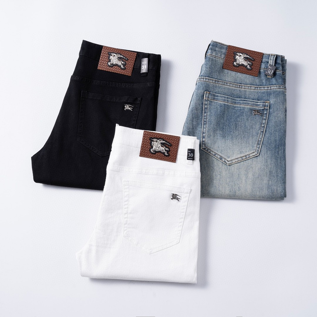 NO:153909,Burberry men's jeans original original cloth original wash water!  Imported original washing elastic fabrics, complex handicrafts superimposed, any washing step will become a completely different color effect after a few more seconds, so it is more precious, especially long-lasting and odor-resistant... Use the best tannin elastic texture, genuine leather leather cards, high-quality metal accessories... to create a unique and original jeans style!  Original hardware accessories, super positive style, comfortable and breathable, extremely high grade, counter quality, and handsome upper body. Number of codes 29-38, burberry, jeans, alexander wang19860909巴宝莉 男士牛仔裤原厂原布原洗水！进口原版水洗弹力面料,复杂的手工艺叠加,任何一个洗水环节多停留几秒都会变成完全不一样的颜色效果,所以越加珍贵,特别持久、耐味…… 选用上乘的丹宁弹力质感,真皮皮牌、高定的金属辅料……打造出独特及原创的牛仔裤款型！原版五金辅料,版型超正,舒适透气,档次极高,专柜品质,上身帅气十足. 码数29-38,,burberry,jeans,alexander wang,Men's clothing