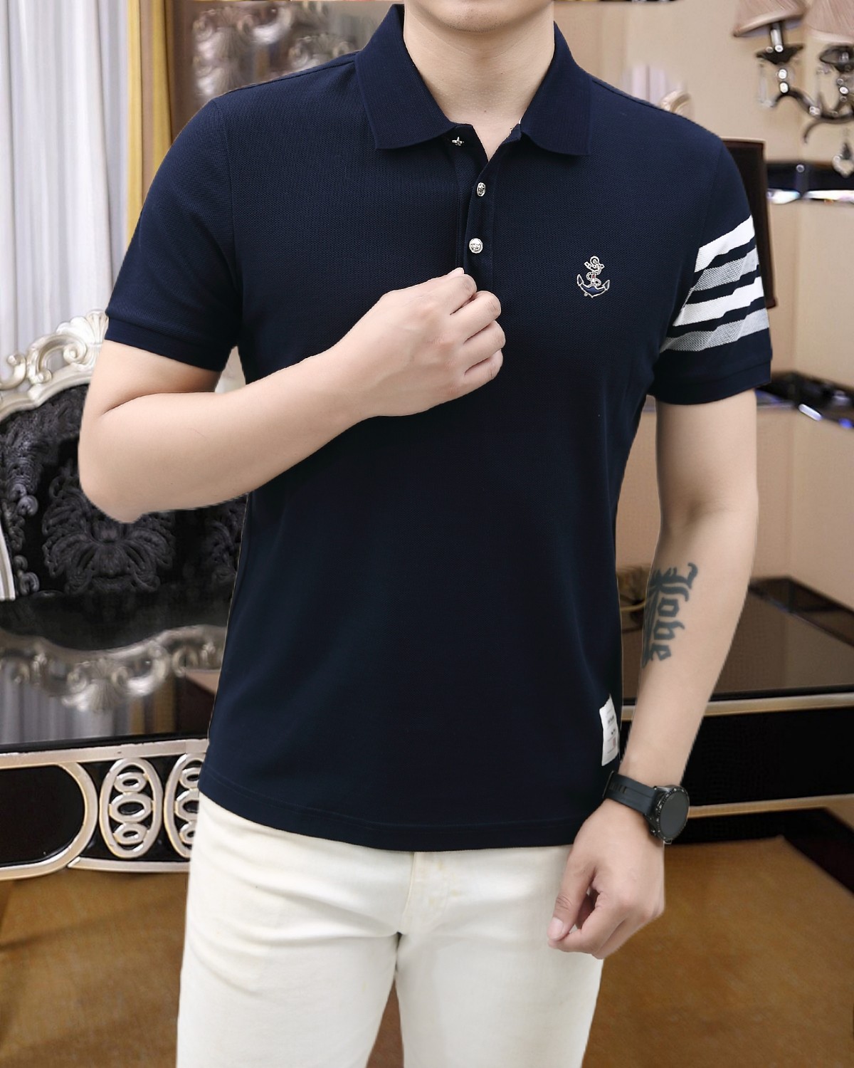 NO:416716,TB 2025 spring and summer counter latest top-grade fine pearl mercerated short-sleeved polo shirt lapel T-shirt high-end customization and avant-garde design!  Heavy craft design, high-end customized fabric, soft feel, comfortable to wear, exquisite counter-level car line, fine workmanship, invincible and handsome upper body effect!  A must-have item for handsome men!  Number of code M-3XL (178 140 catties wear L slim fit, maximum wear kilogram), T-shirt,tees, t-shirt,alexander wang19860909TB 2025春夏专柜最新款顶级细珠地丝光短袖polo衫翻领T恤 高端订制 设计前卫！重工艺设计 高端订制面料.手感柔软.穿着舒适.专柜级别精致车线.做工精细.上身效果无敌帅气！型男必备单品！码数M-3XL（178 140斤穿L修身 最大穿斤）,,T-shirt,tees，t-shirt,alexander wang,Men's clothing
