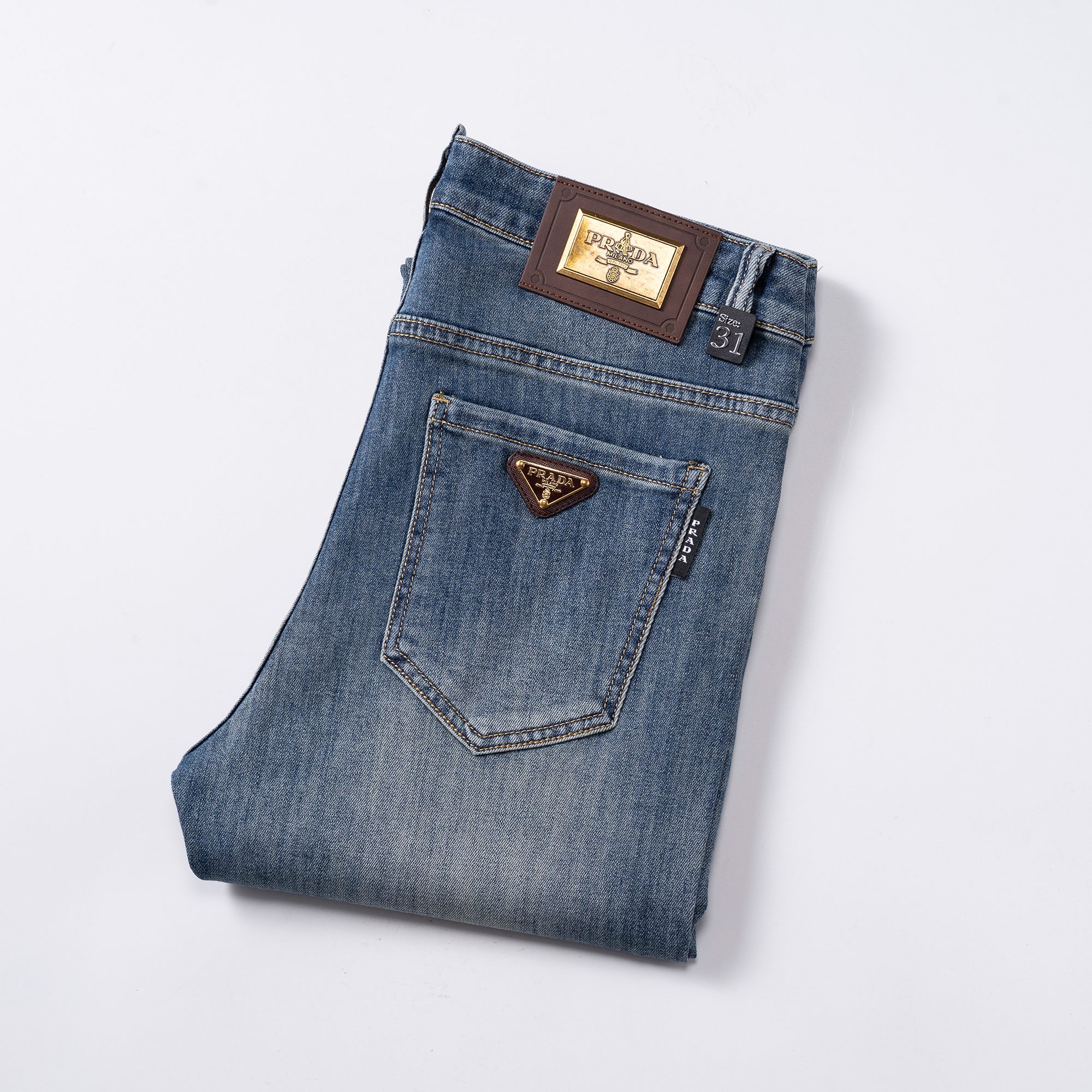 NO:477195,Prada Men's Jeans Original Original Clothing Original Wash Water!  Imported original wash elastic fabrics, complex handicrafts superimposed, any wash process will become a completely different color effect after a few more seconds, so it is more precious, especially long-lasting and odor-resistant... Use the best tannin elastic texture, genuine leather leather cards, high-quality metal accessories... to create a unique and original jeans style!  Original hardware accessories, super positive style, comfortable and breathable, extremely high grade, counter quality, and handsome upper body. Number of codes 29-38, prada, jeans, alexander wang19860909普拉达 男士牛仔裤原厂原布原洗水！进口原版水洗弹力面料,复杂的手工艺叠加,任何一个洗水环节多停留几秒都会变成完全不一样的颜色效果,所以越加珍贵,特别持久、耐味…… 选用上乘的丹宁弹力质感,真皮皮牌、高定的金属辅料……打造出独特及原创的牛仔裤款型！原版五金辅料,版型超正,舒适透气,档次极高,专柜品质,上身帅气十足. 码数29-38,,prada,jeans,alexander wang,Men's clothing