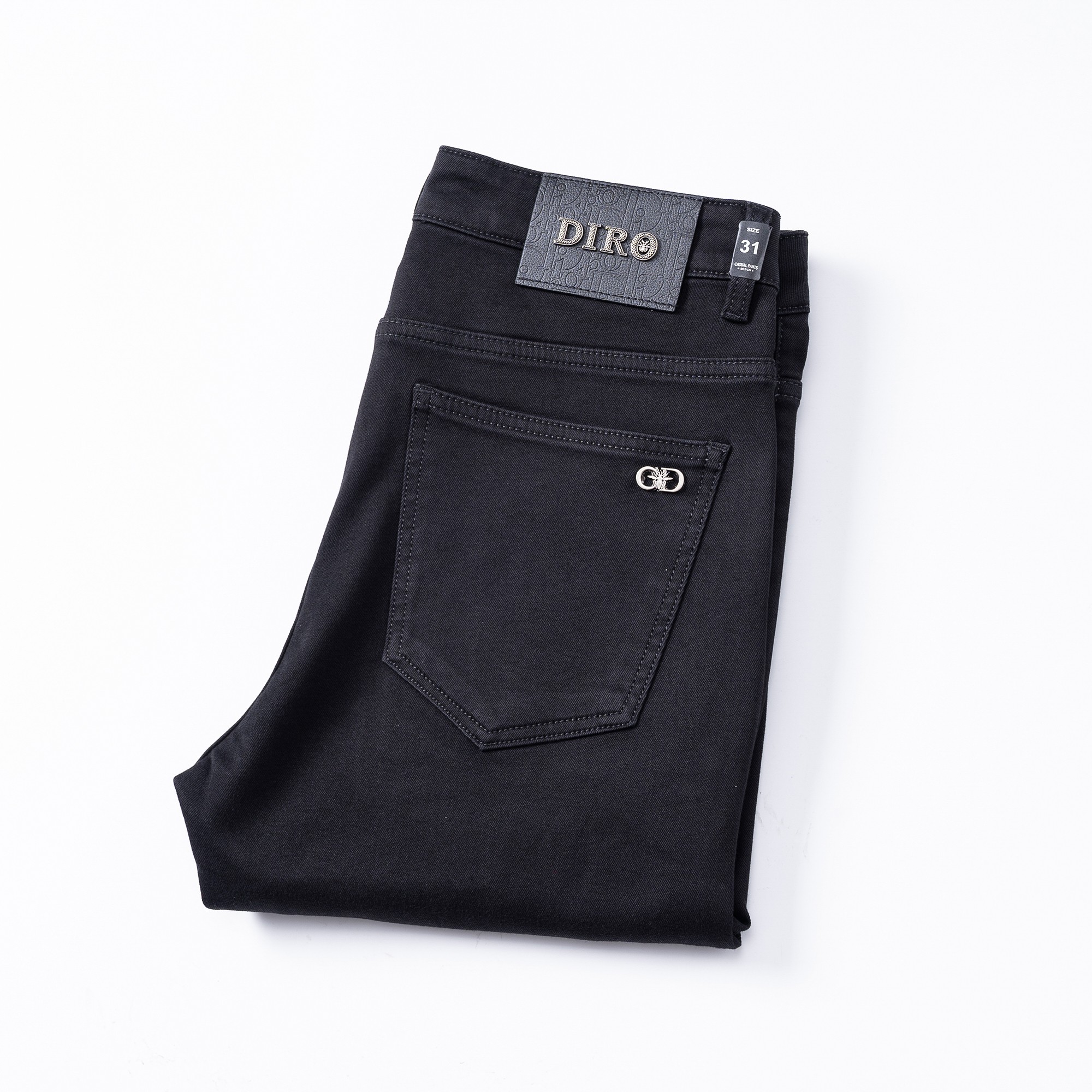 NO:734763,Dior autumn men's jeans original factory original fabric original wash water!  Imported original washed elastic fabric, complicated handicraft superposition, any washing process will turn into a completely different color effect if you stay for a few seconds longer, so it is more precious, especially durable and taste-resistant... Use the best elastic texture of tannin, genuine leather labels, high-end metal accessories... to create a unique and original jeans style!  Original hardware accessories, super correct fit, comfortable and breathable, extremely high grade, counter quality, handsome upper body. Size 29-38, dior, jeans,19860909迪奥 秋季男士牛仔裤原厂原布原洗水！进口原版水洗弹力面料,复杂的手工艺叠加,任何一个洗水环节多停留几秒都会变成完全不一样的颜色效果,所以越加珍贵,特别持久、耐味…… 选用上乘的丹宁弹力质感,真皮皮牌、高定的金属辅料……打造出独特及原创的牛仔裤款型！原版五金辅料,版型超正,舒适透气,档次极高,专柜品质,上身帅气十足. 码数29-38,,dior,jeans,,Men's clothing