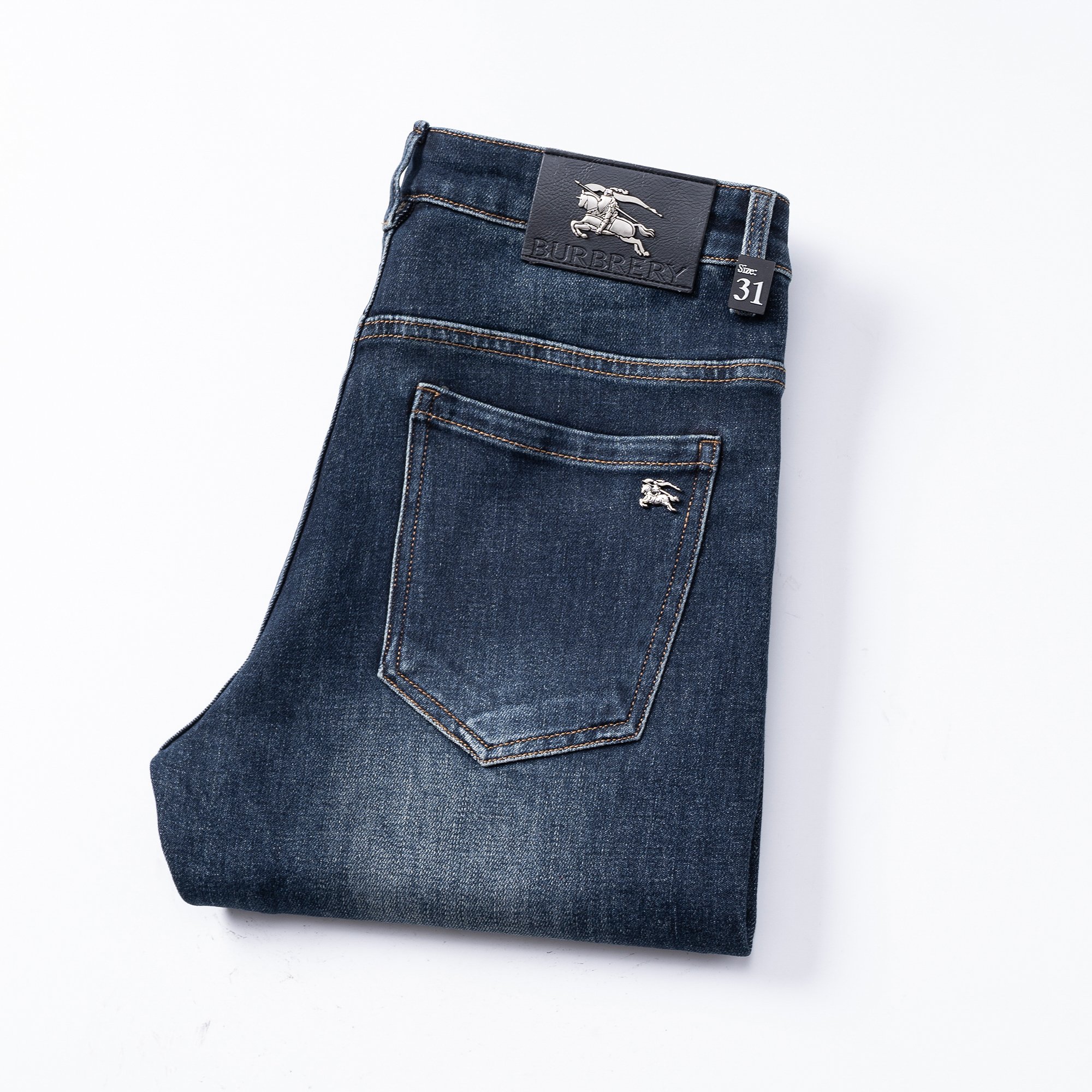 NO:600828,Burberry autumn men's jeans original factory original fabric original wash water!  Imported original washed elastic fabric, complicated handicraft superposition, any washing process will turn into a completely different color effect if you stay for a few seconds longer, so it is more precious, especially durable and taste-resistant... Use the best elastic texture of tannin, genuine leather labels, high-end metal accessories... to create a unique and original jeans style!  Original hardware accessories, super correct fit, comfortable and breathable, extremely high grade, counter quality, handsome upper body. Size 29-38, burberry, jeans, alexander wang19860909巴宝莉 秋季男士牛仔裤原厂原布原洗水！进口原版水洗弹力面料,复杂的手工艺叠加,任何一个洗水环节多停留几秒都会变成完全不一样的颜色效果,所以越加珍贵,特别持久、耐味…… 选用上乘的丹宁弹力质感,真皮皮牌、高定的金属辅料……打造出独特及原创的牛仔裤款型！原版五金辅料,版型超正,舒适透气,档次极高,专柜品质,上身帅气十足. 码数29-38,,burberry,jeans,alexander wang,Men's clothing