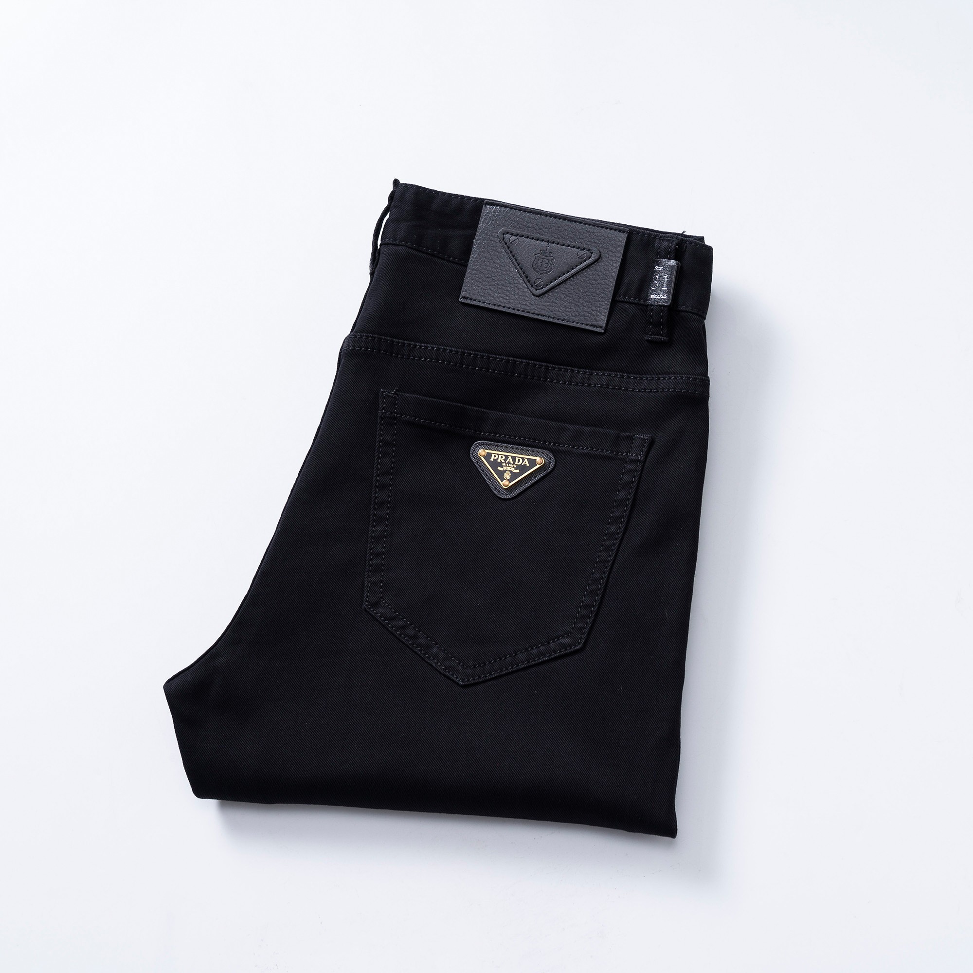 NO:732932,Prada 2026ss spring and summer new slim straight jeans, perfect washing process, customized top hardware logo, exclusive customized micro-elastic fabric, code number 29-38,, prada,jeans,19860909普拉达 2026ss春夏新款修身小直筒牛仔裤 完美洗水工艺 定制顶级五金logo 独家定制微弹面料 码数29-38,,prada,jeans,,Men's clothing