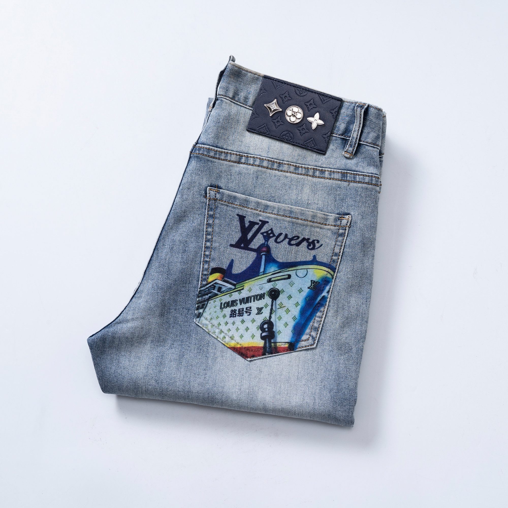 NO:732926,LV 2026ss spring and summer new slim straight jeans, perfect washing process, customized top hardware logo, exclusive customized micro-elastic fabric, code number 29-38,,louis vuitton,jeans,19860909LV 2026ss春夏新款修身小直筒牛仔裤 完美洗水工艺 定制顶级五金logo 独家定制微弹面料 码数29-38,,louis vuitton,jeans,,Men's clothing