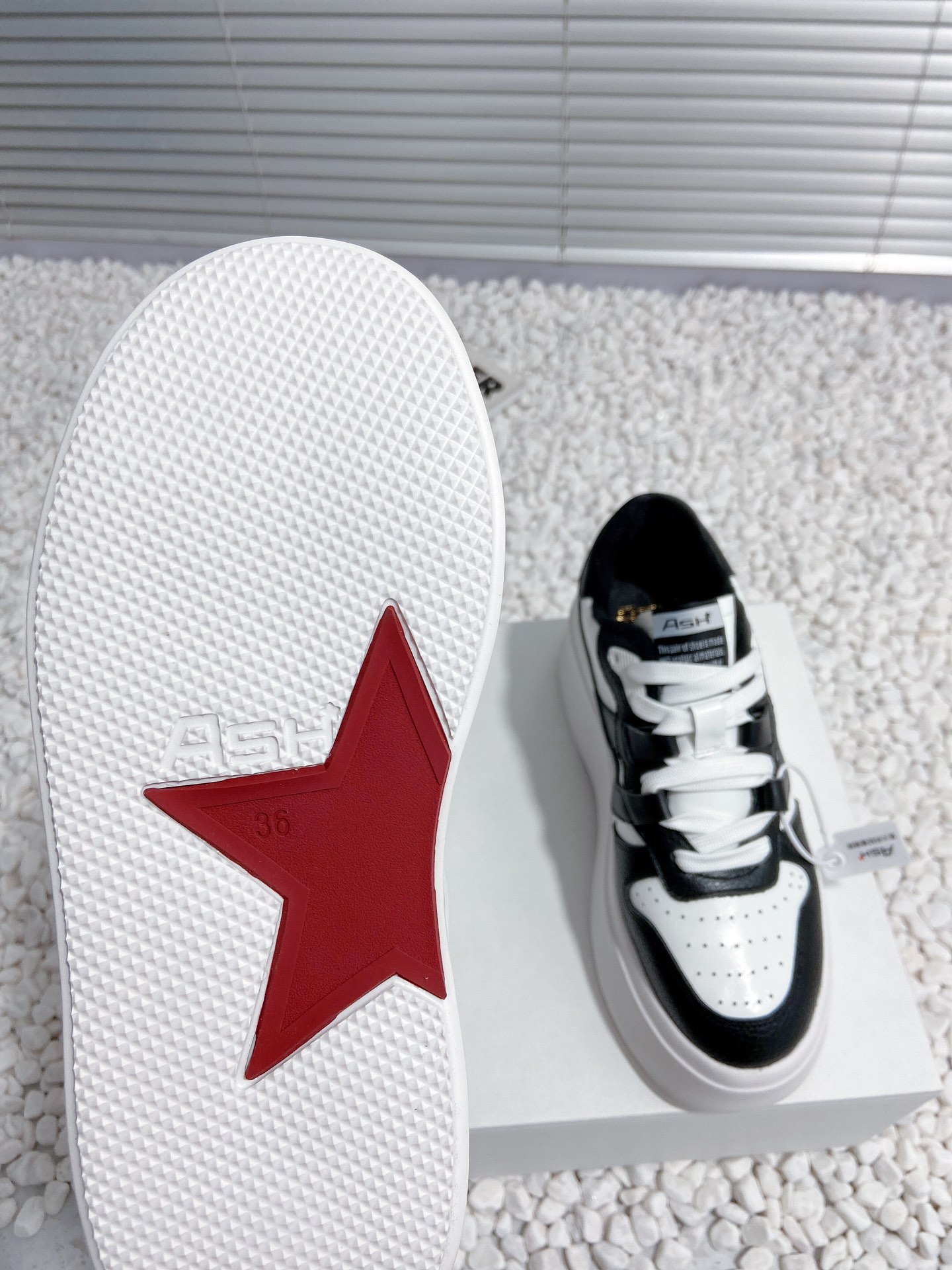 ASH Sustainable Green Sneakers with Thick Base and Panda Design – Top Pick! - 图片 9