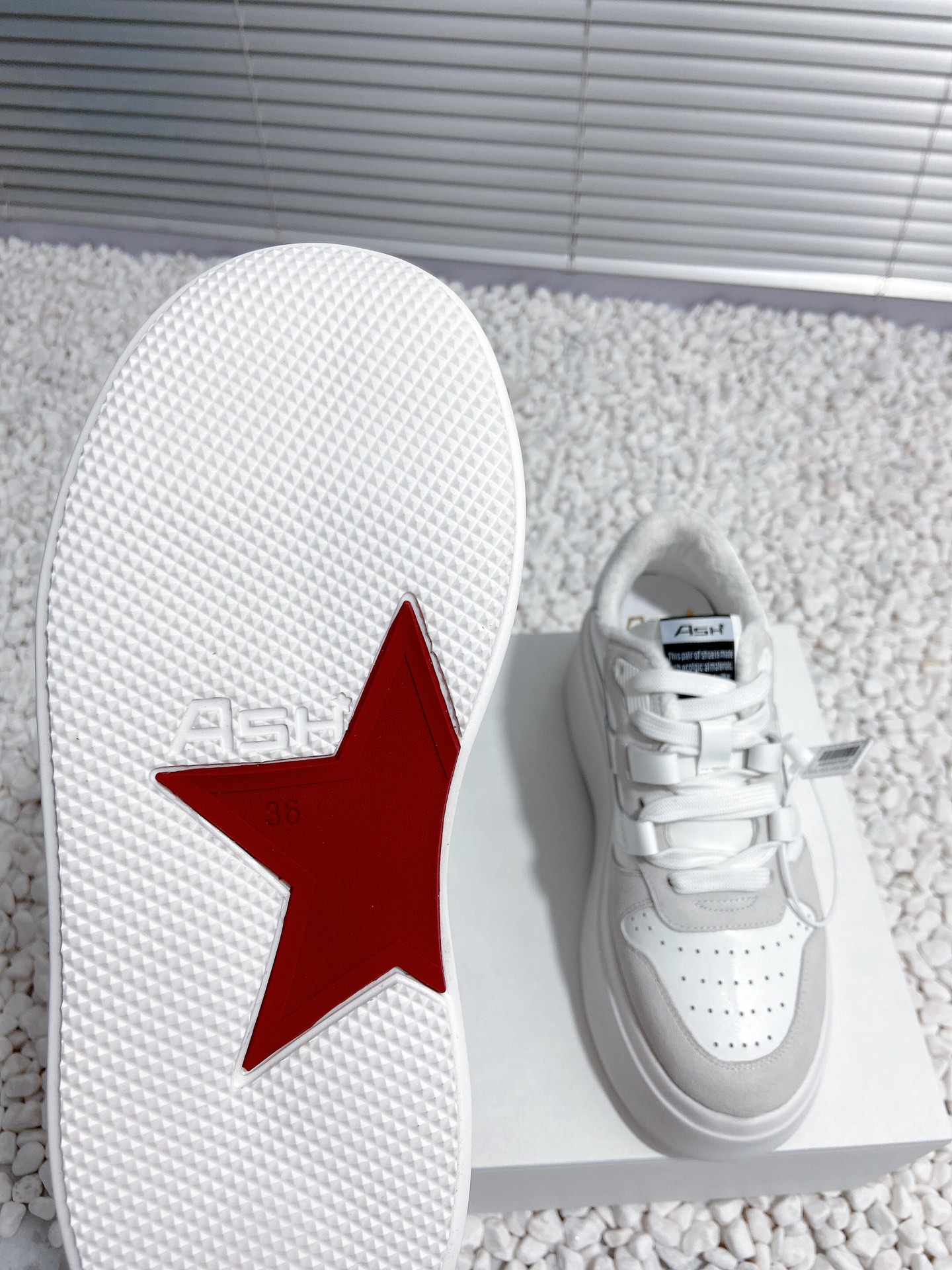 ASH Sustainable Green Sneakers: Latest Panda Shoes with Thick Base and Eco-Friendly Materials - 图片 9