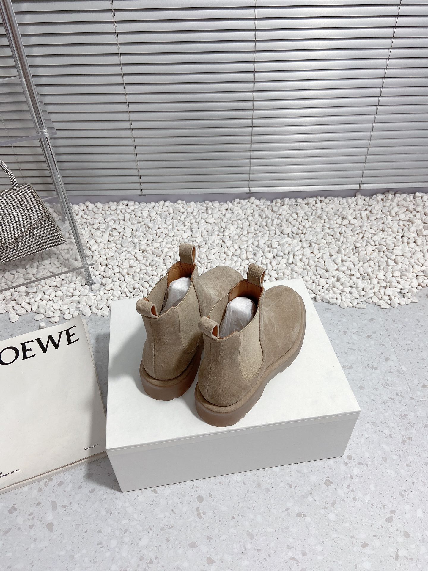 Italian Dynamite: Officine Creative Boots Review – Stylish Cowboy Boots with Unique Design - 图片 5