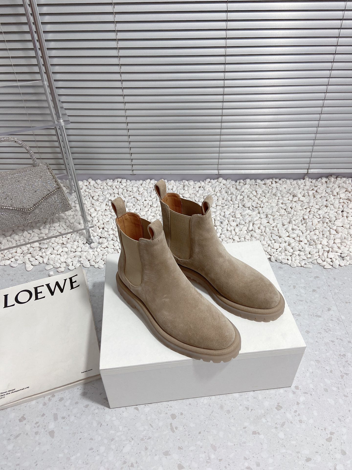 Italian Dynamite: Officine Creative Boots Review – Stylish Cowboy Boots with Unique Design - 图片 3