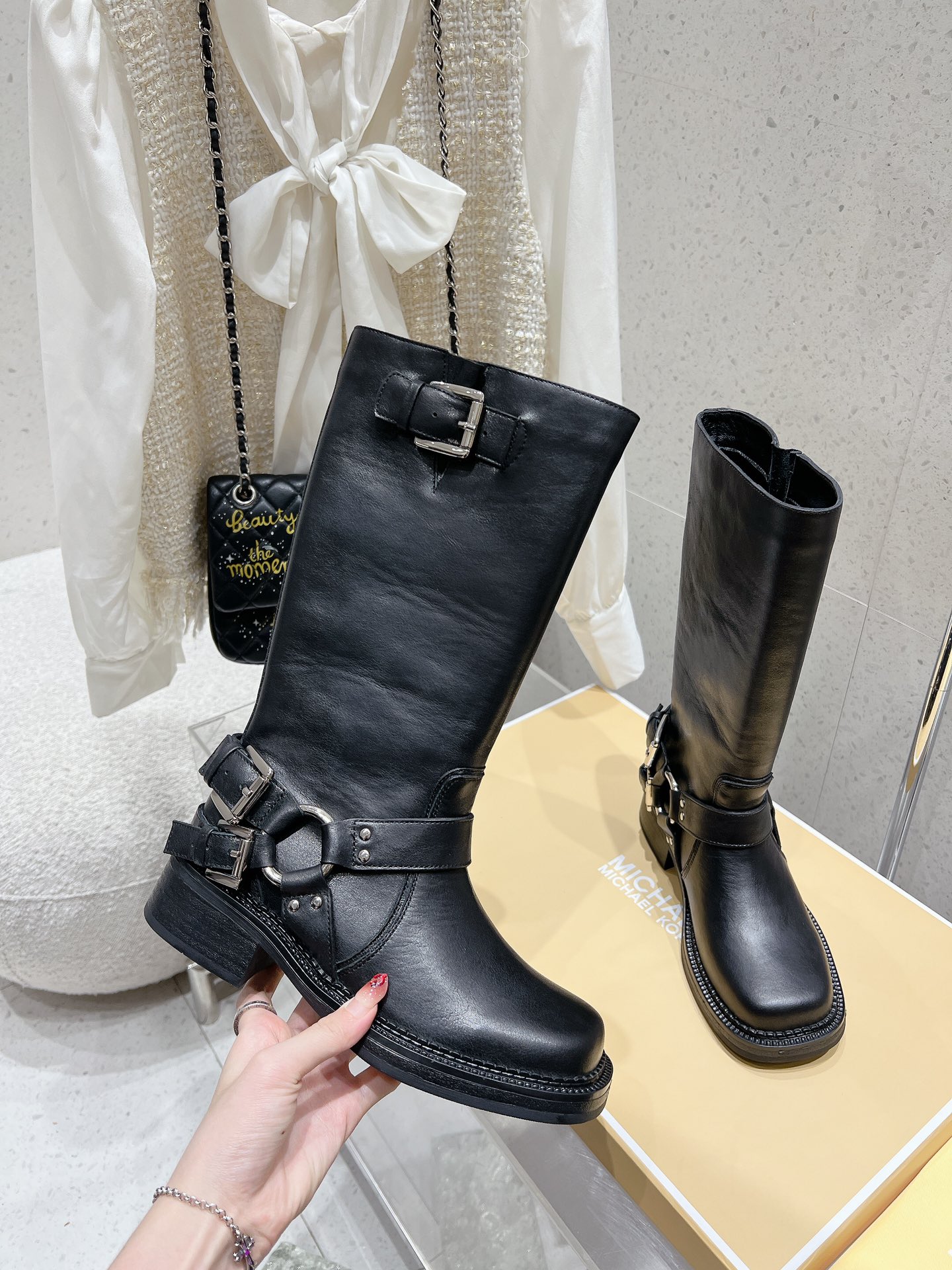 Michael Kors MK Short Boots: Features and Specifications for Autumn/Winter - 图片 5