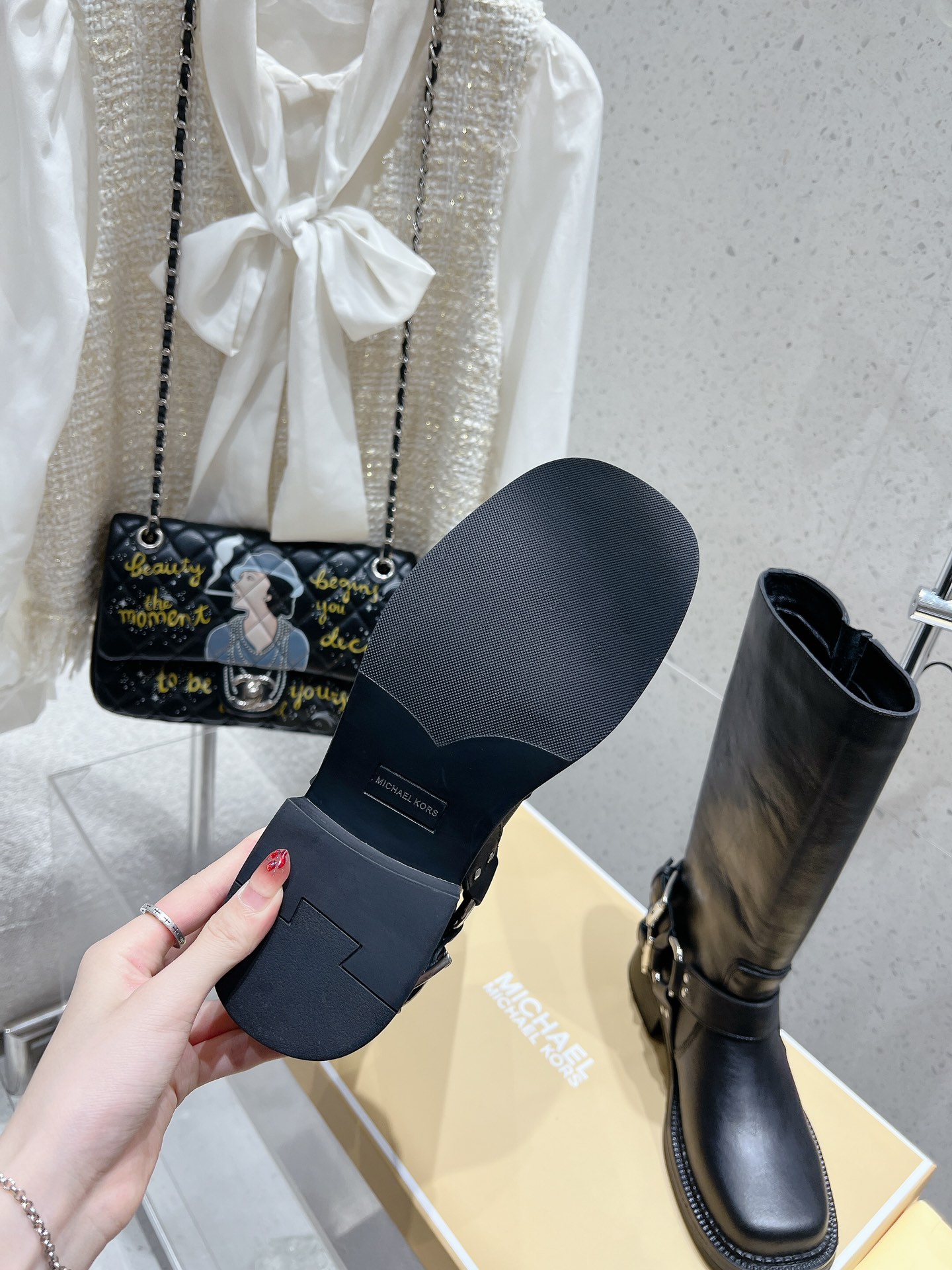 Michael Kors MK Short Boots: Features and Specifications for Autumn/Winter - 图片 9