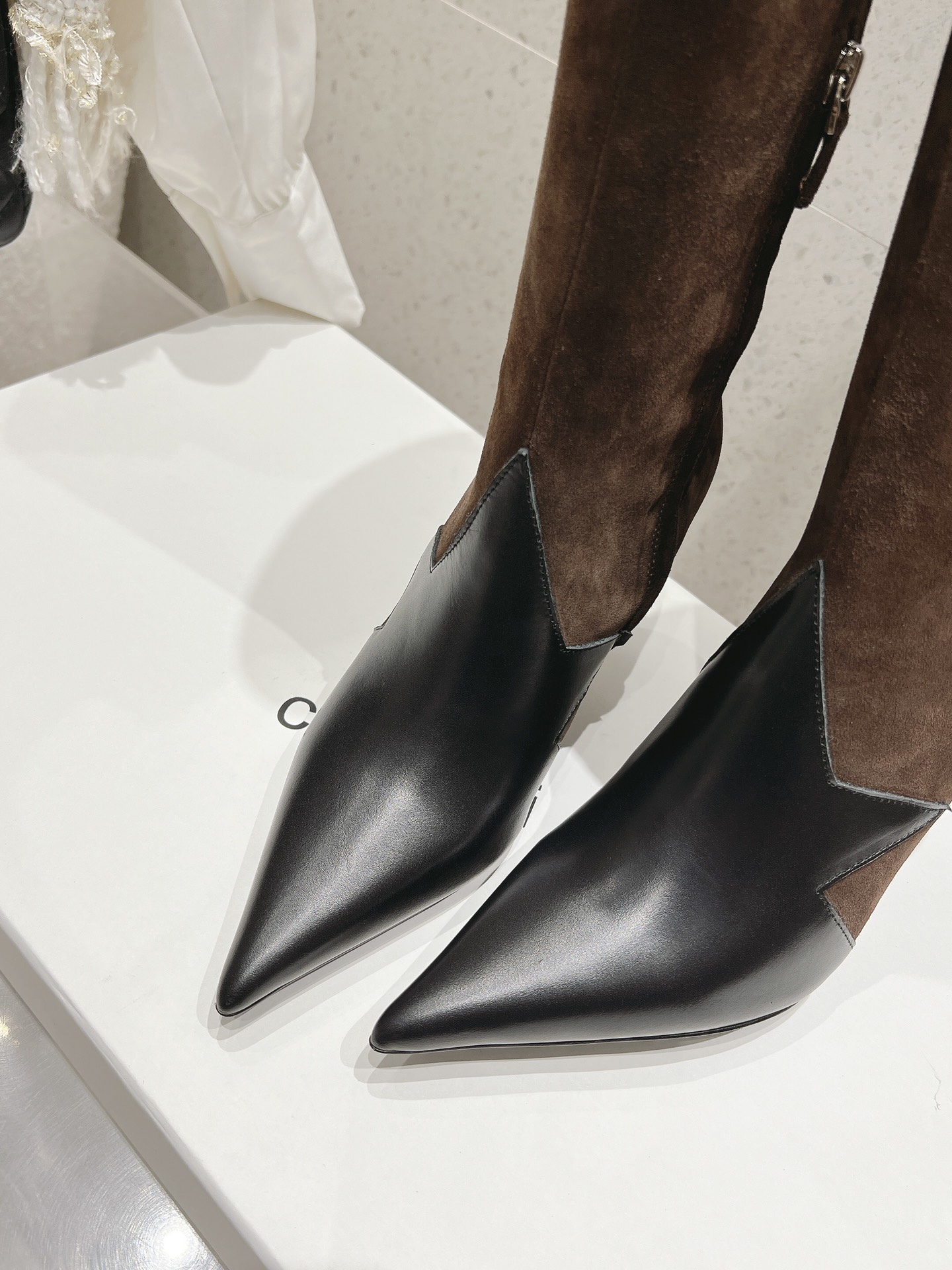 Stylish Designer Coperni: Unique Fashion Shoes for Fall/Winter - 图片 7
