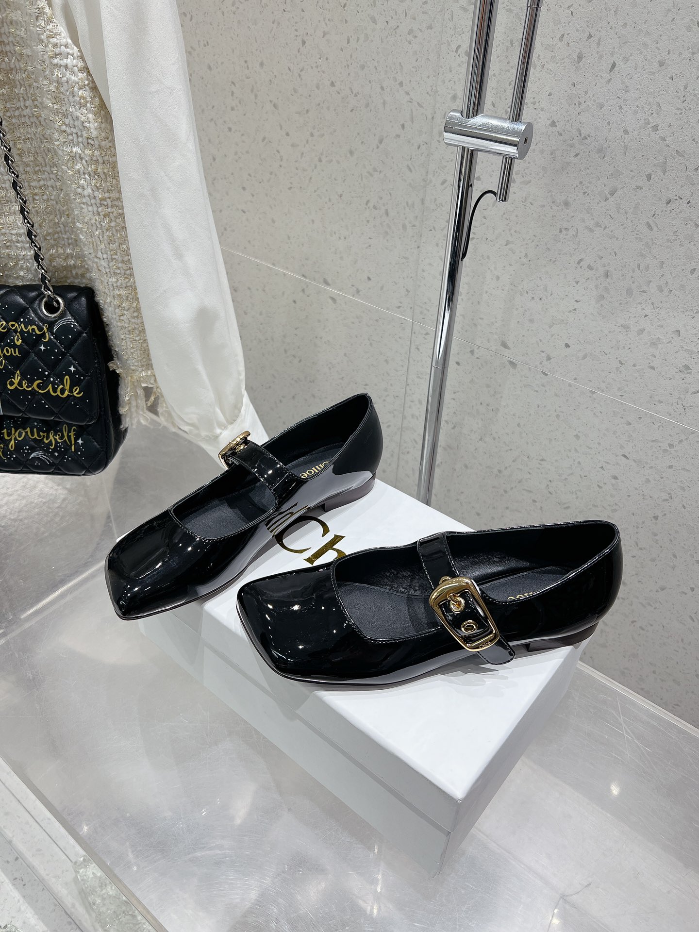 New Ballet Shoes: Stylish Design with Quality Materials, Perfect for Dance Enthusiasts - 图片 2