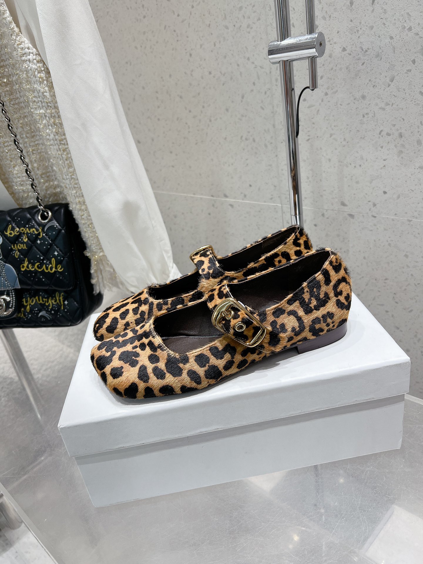New Ballet Shoes: Stylish Design and Comfortable Materials for Size 35-39. - 图片 4