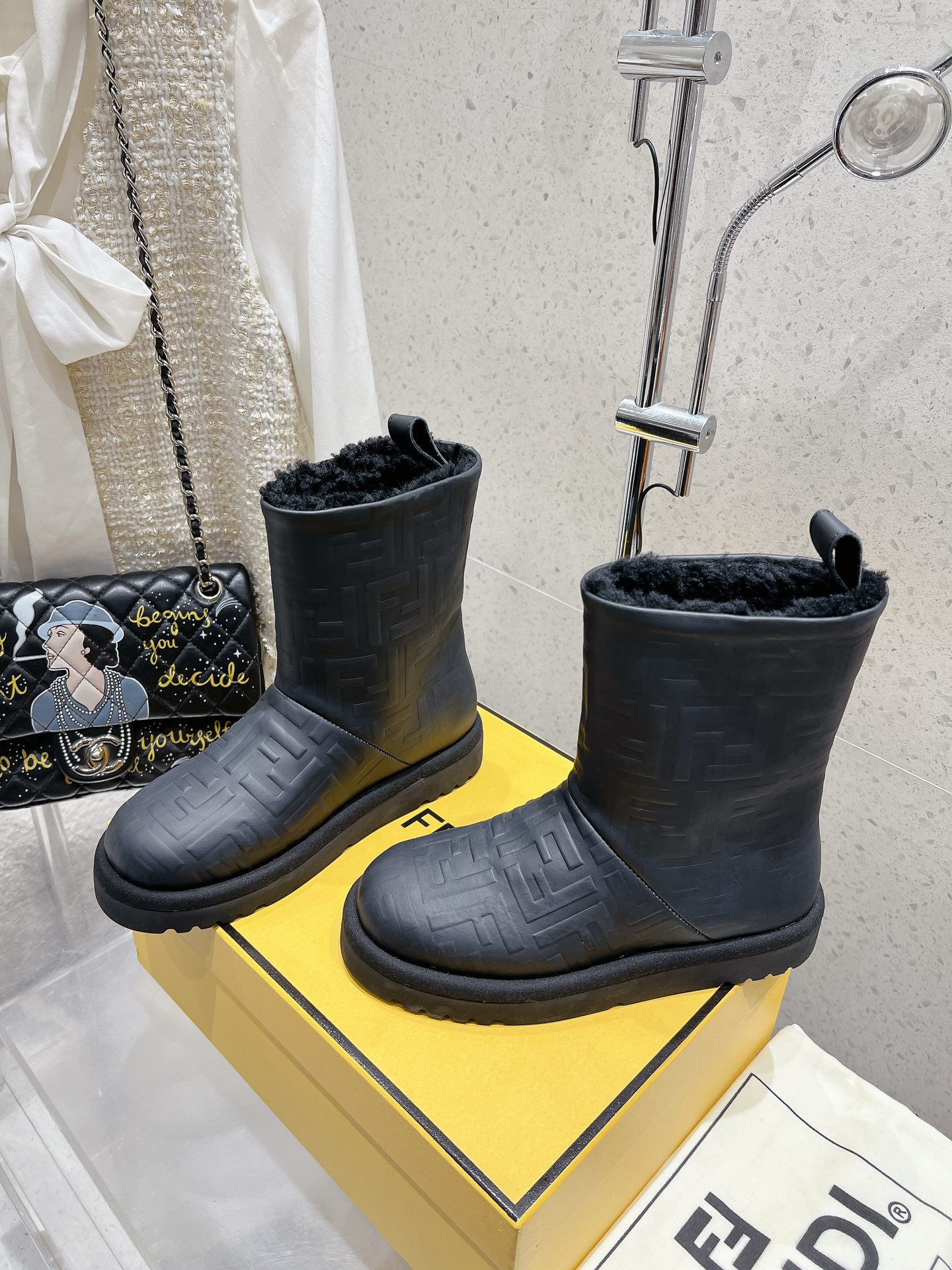[Fendi Women