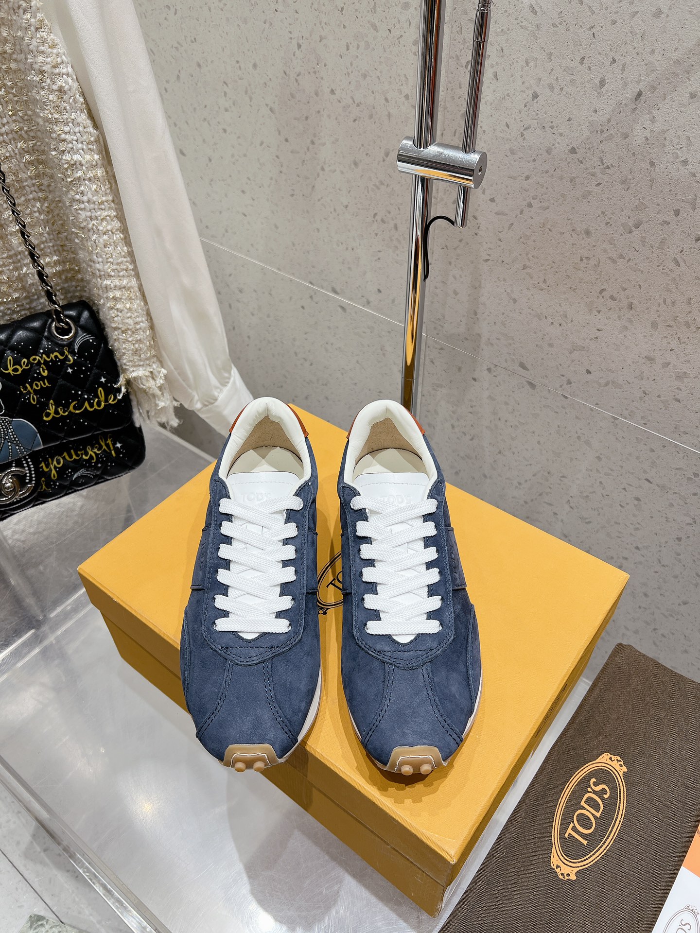  330Tods 25ss    ，，，；！ ¡Este año, vamos todos los bienes son, en nombre del comprador a tomar para v