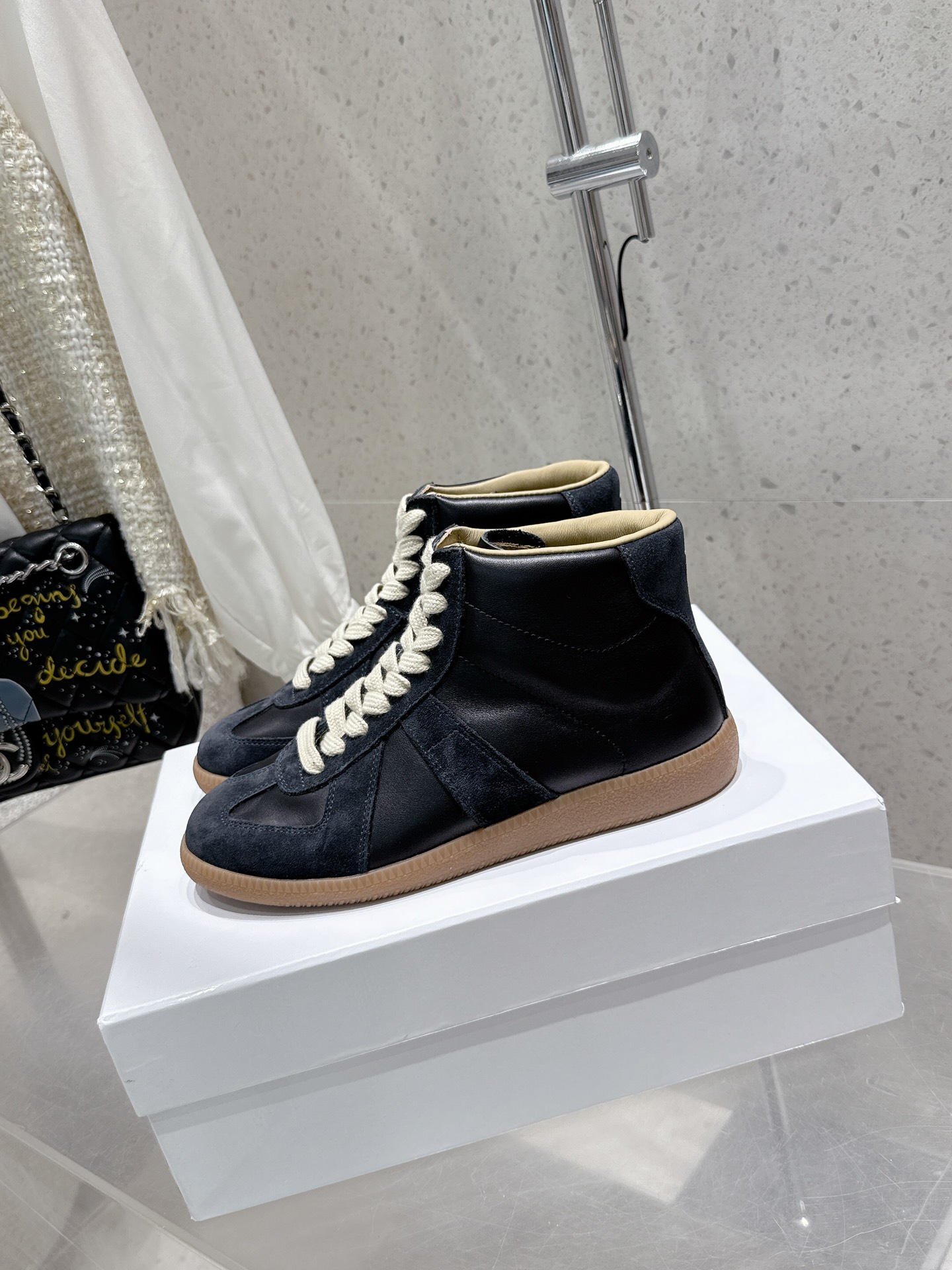 Maison Margiela MM6 High-Top Leather Sneakers Casual Couple Shoes 6 i1740395793 1896 7