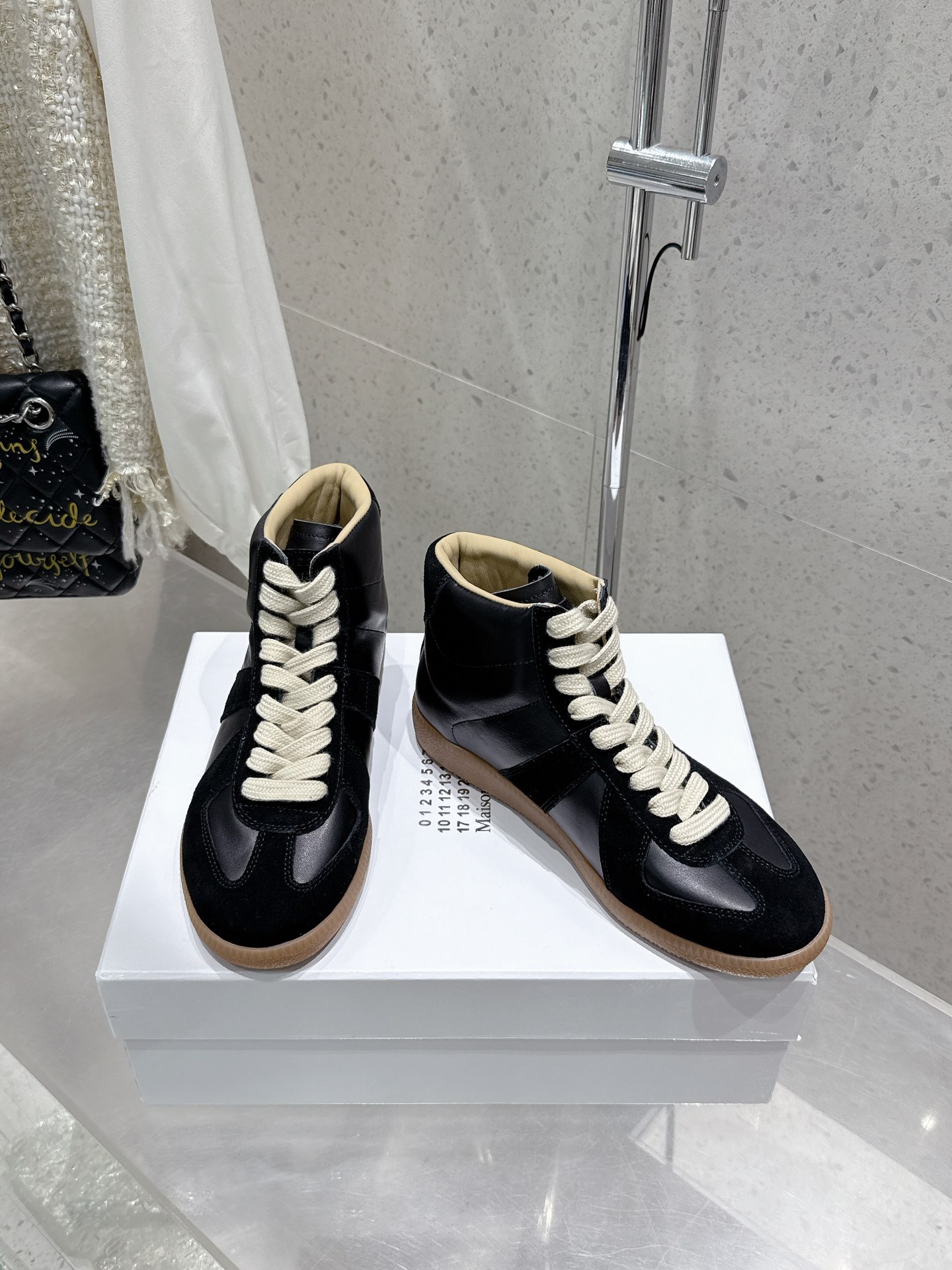 Maison Margiela MM6 Leather High-Top Sneakers Casual Shoes Unisex 5 i1740395907 2884 2