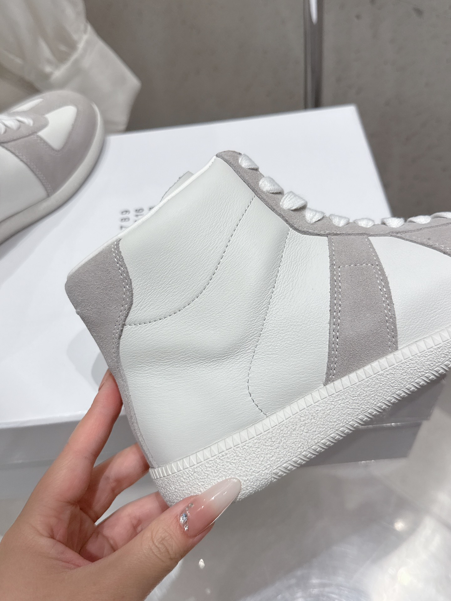 Maison Margiela MM6 High-Top Sneakers - Leather, Couple Style, Unisex 9 i1740396130 941 3
