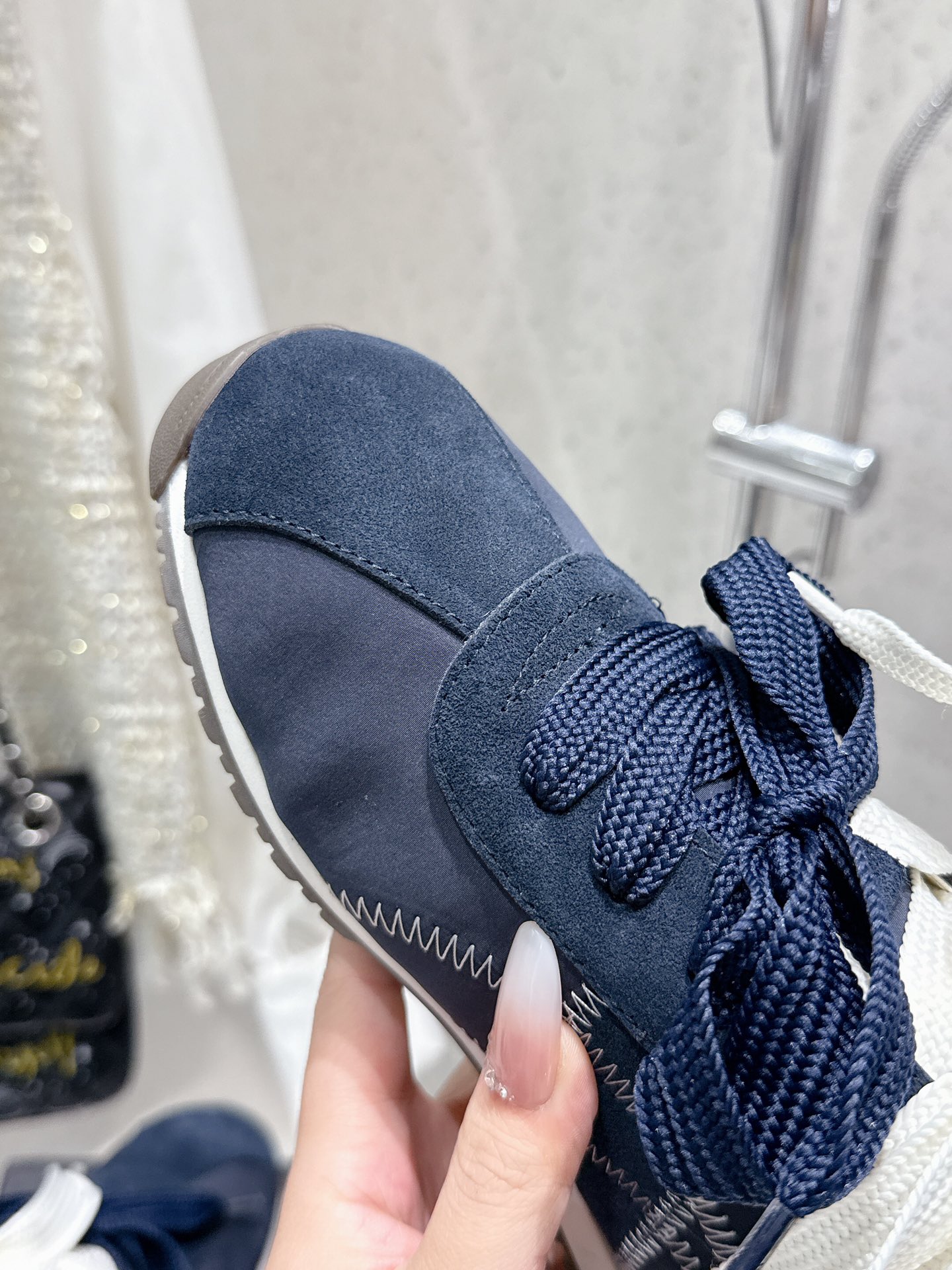 Onitsuka Tiger A55: Fashionable Leisure Sports Shoes with Handmade Perfection - 图片 5