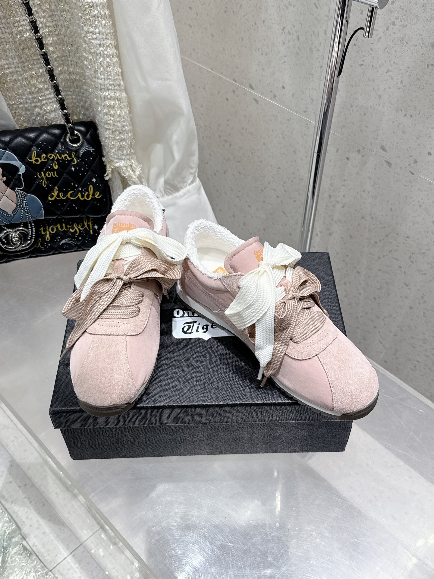 Onitsuka Tiger A55: Fashionable Retro Sports Shoes with Comfort and Detail - 图片 2