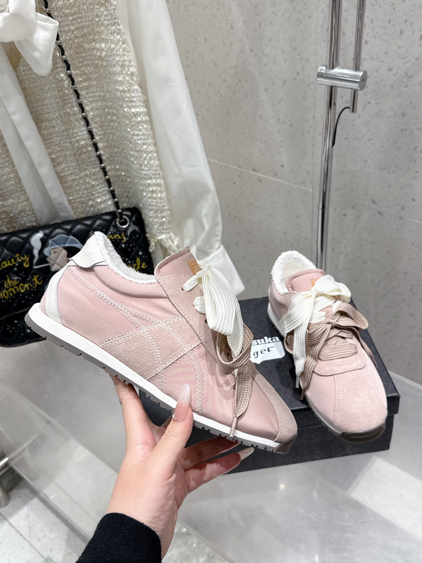 Onitsuka Tiger A55: Fashionable Retro Sports Shoes with Comfort and Detail - 图片 4