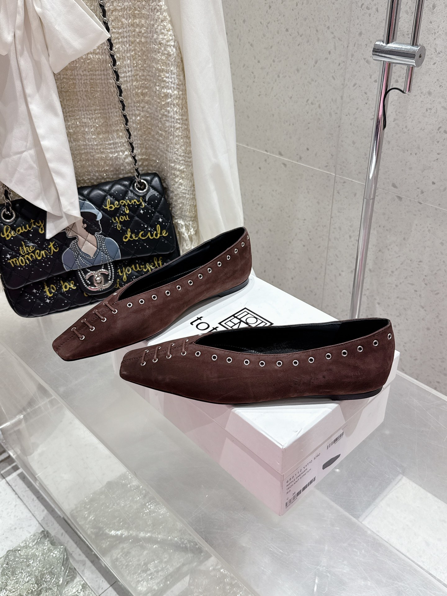 Toteme 2025/ss Mono-Shoes: Quality Italian Cosmopolitan Leisure Footwear with Sheepskin and Real Leather - 图片 2