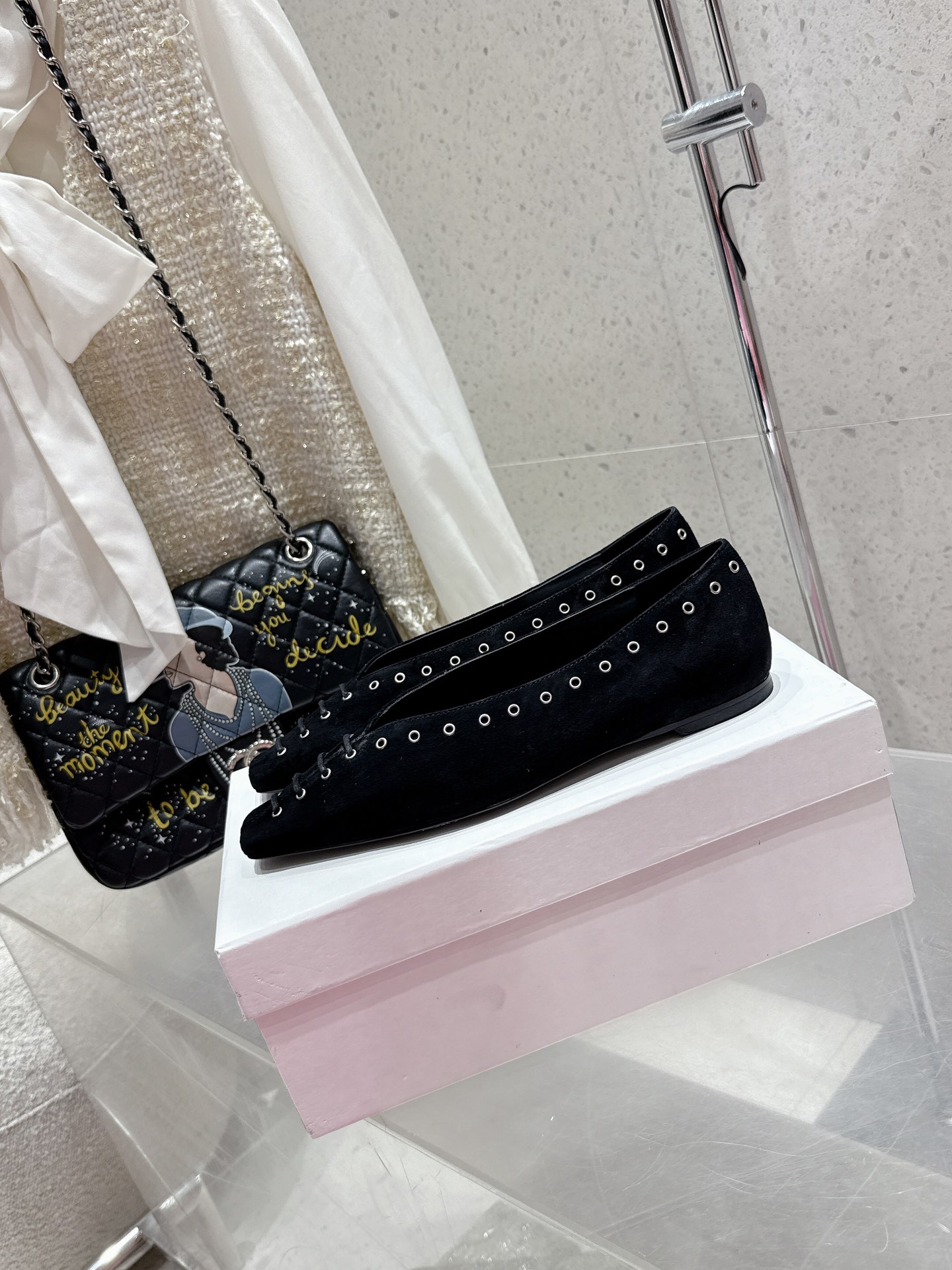 Toteme 2025/ss Mono-Shoes: Italian Cosmopolitan Style with Quality Skins and Sheepskin Lining - 图片 4