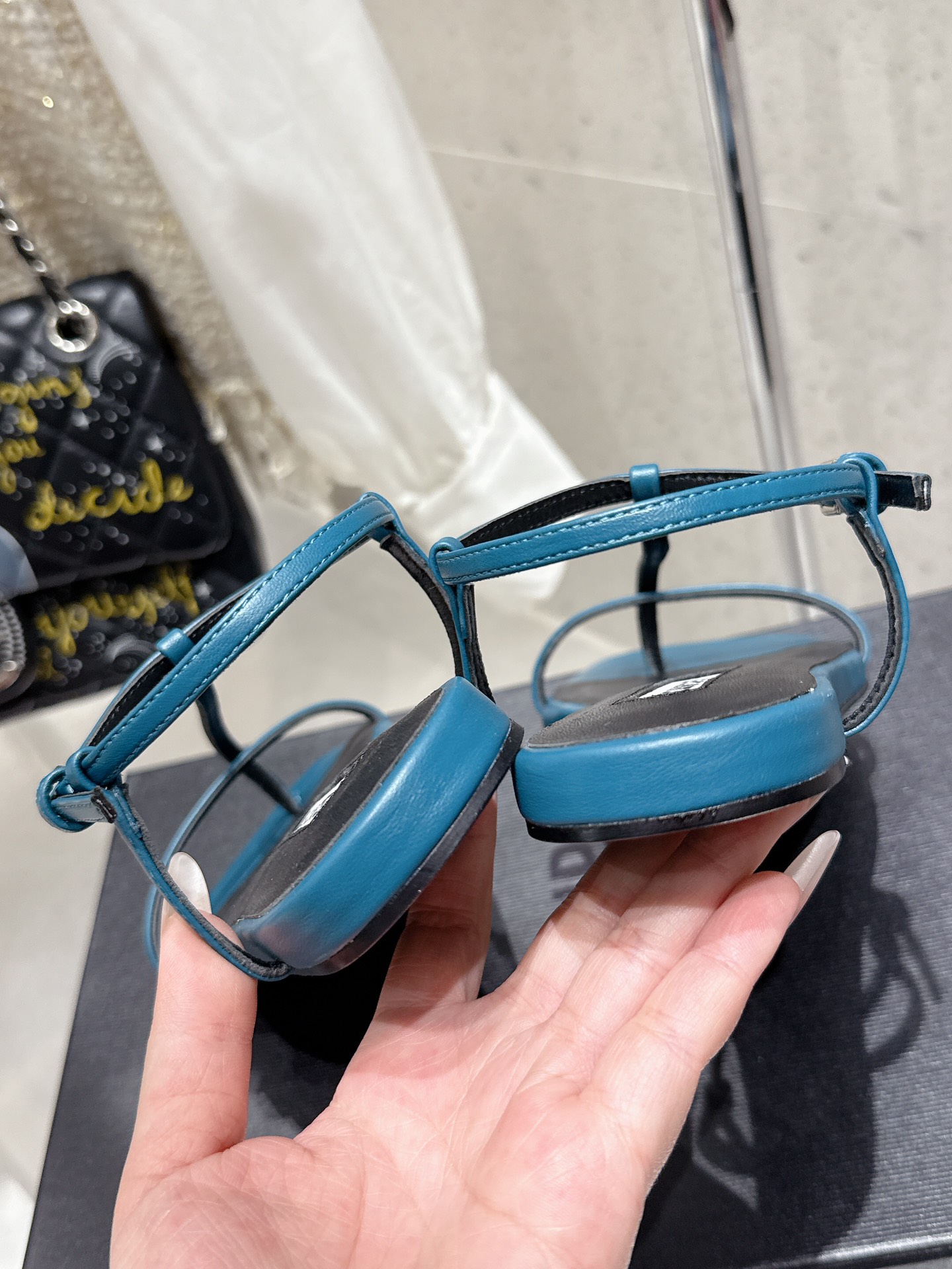 Jil Sander’s High-Quality Summer Sandals: Classic Design with Superior Comfort. - 图片 9