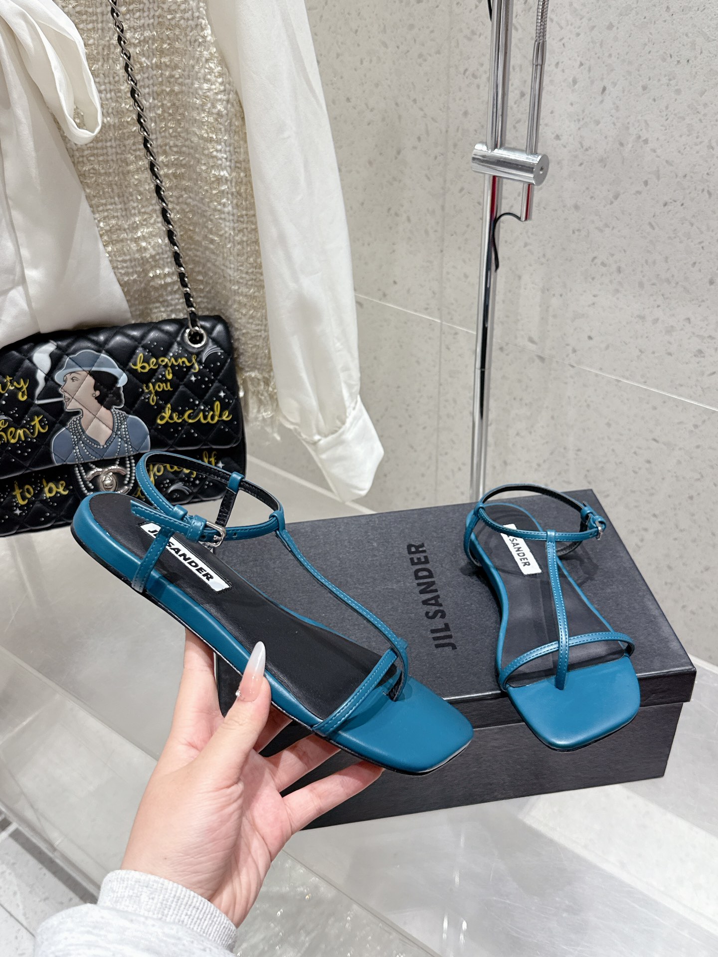 Jil Sander’s High-Quality Summer Sandals: Classic Design with Superior Comfort. - 图片 5