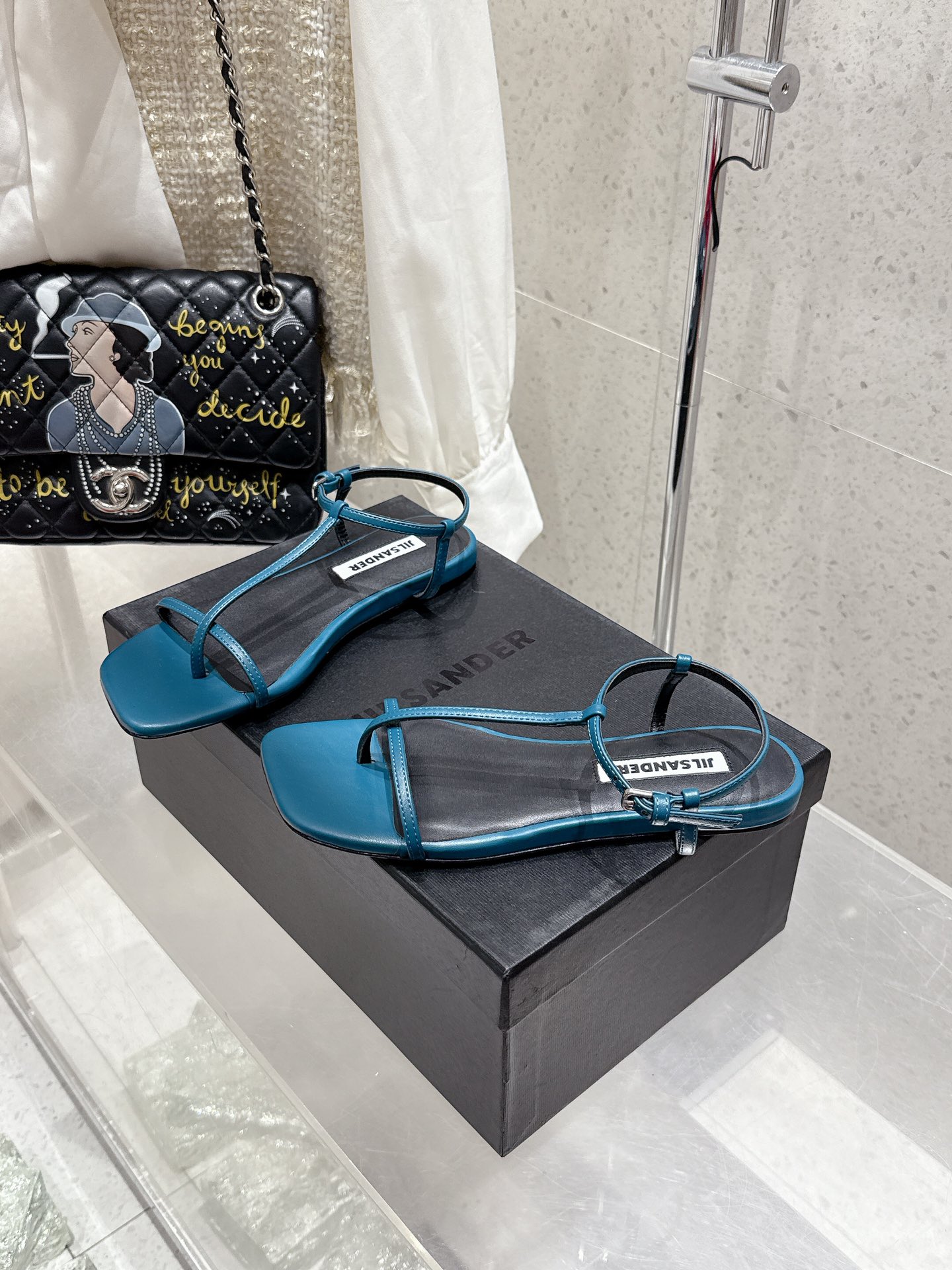 Jil Sander’s High-Quality Summer Sandals: Classic Design with Superior Comfort. - 图片 2