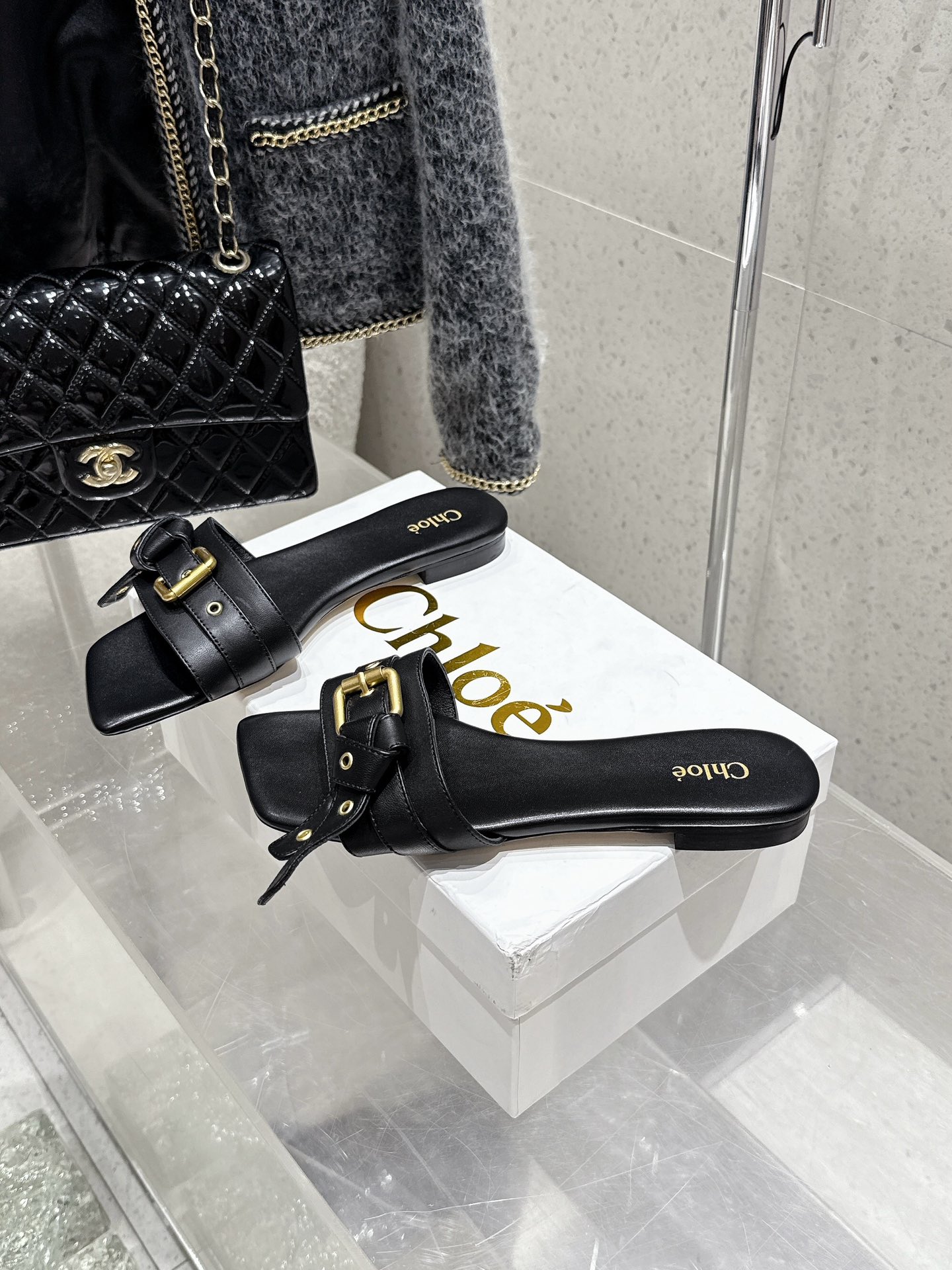 New Great Butterflies Tie Flat-Bed Slippers: Classic Fashion Beauty in 648 Collection - 图片 2