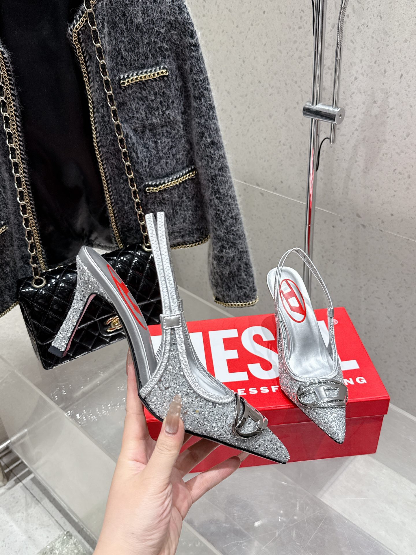 Top-level Diesel Sandals: Oxen Skins, Custom Fabrics, D-Word Logo, 8.5cm Heels - 图片 4