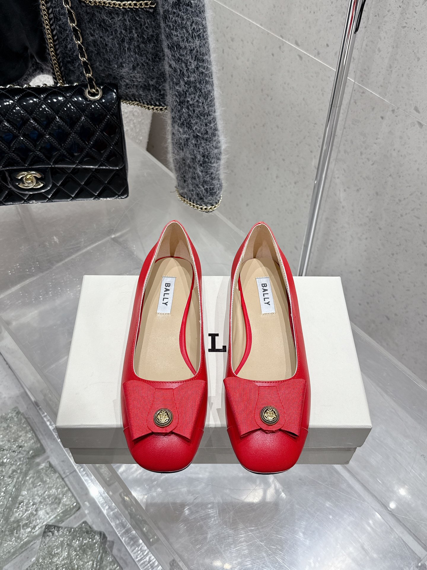 Bally Women's Red Leather Ballet Flats with Bow Accent - Elegant & Comfortable 3 i1744186576 3652 4